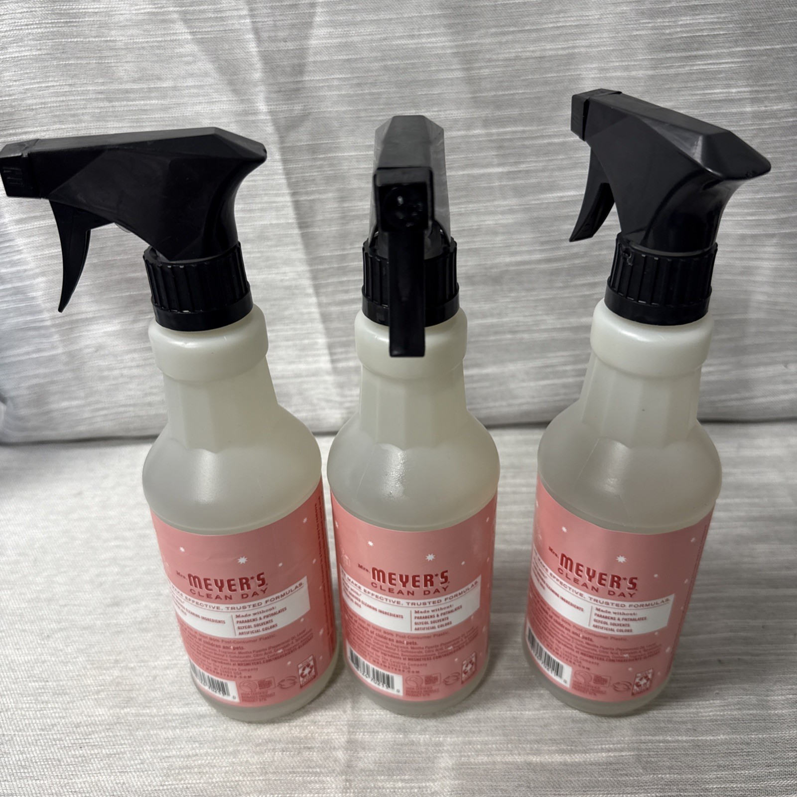 Mrs. Meyer’s Clean Day Multi-Surface Cleaner Spray – Peppermint Limited Edition