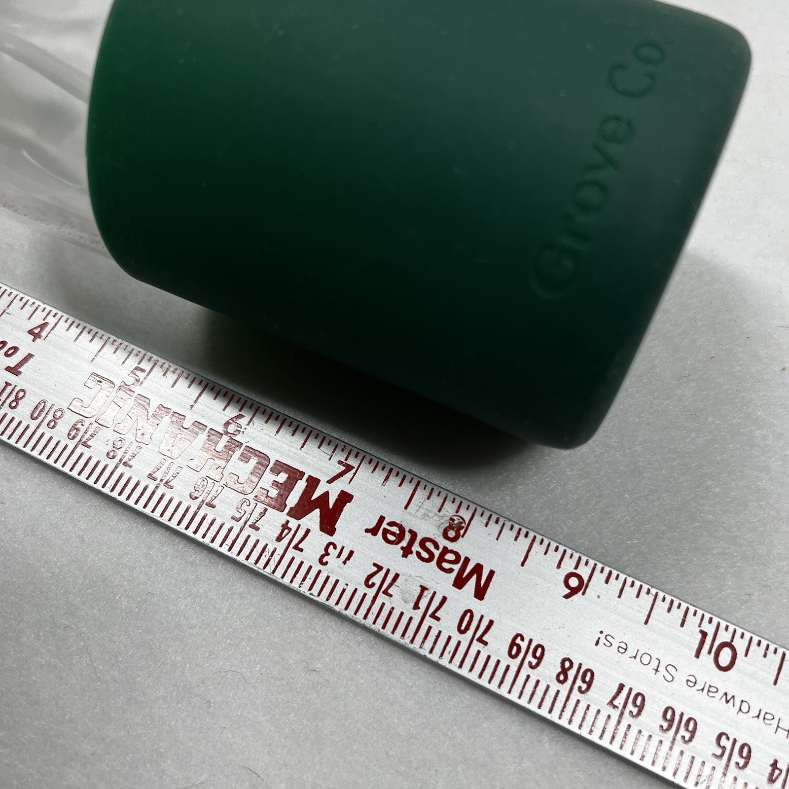 NEW Grove Co Reusable Glass Spray 16oz Bottle w/ Fresh Green Silicone Sleeve Box