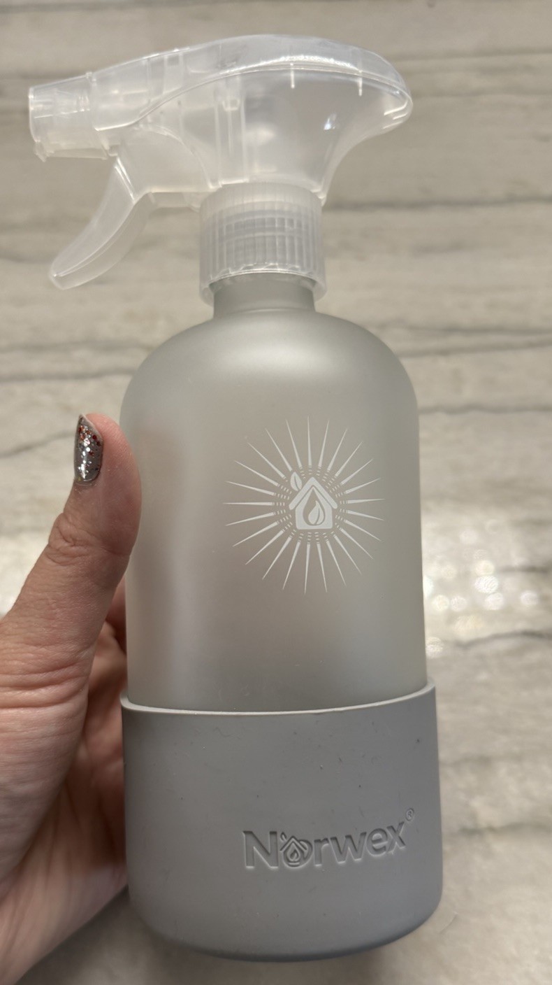 NEW NORWEX FOREVER BOTTLE GLASS SPRAYER WITH SILICONE SLEEVE GREY 16FL OZ