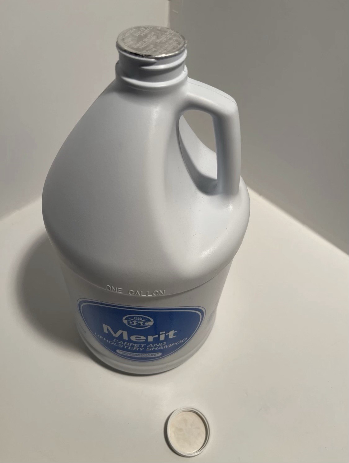 DSC Merit Carpet And Upholstery Shampoo/1 Gal/excelent Product!