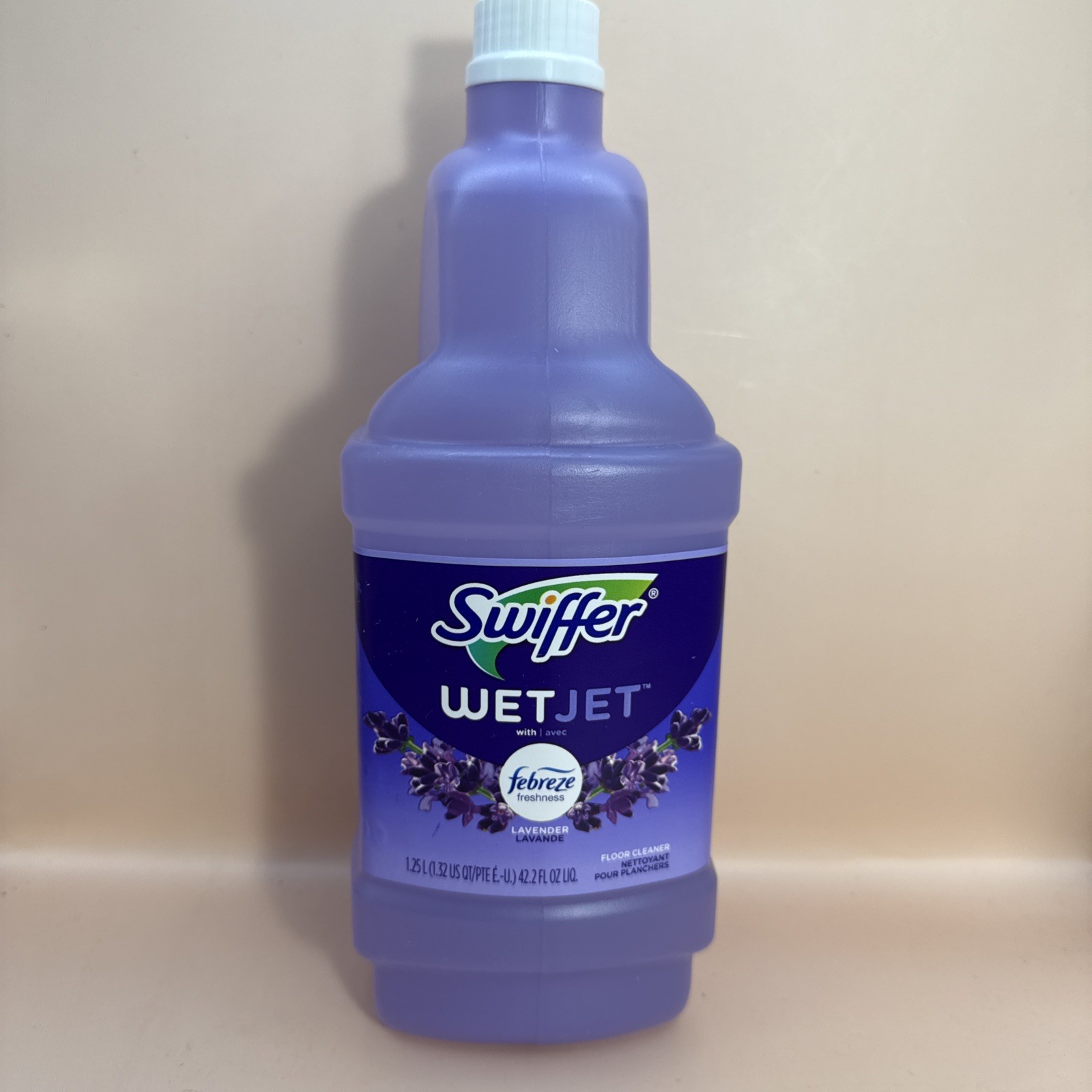 New Swiffer Wetjet Multi-Purpose Floor Cleaner Solution with Febreze Lavender