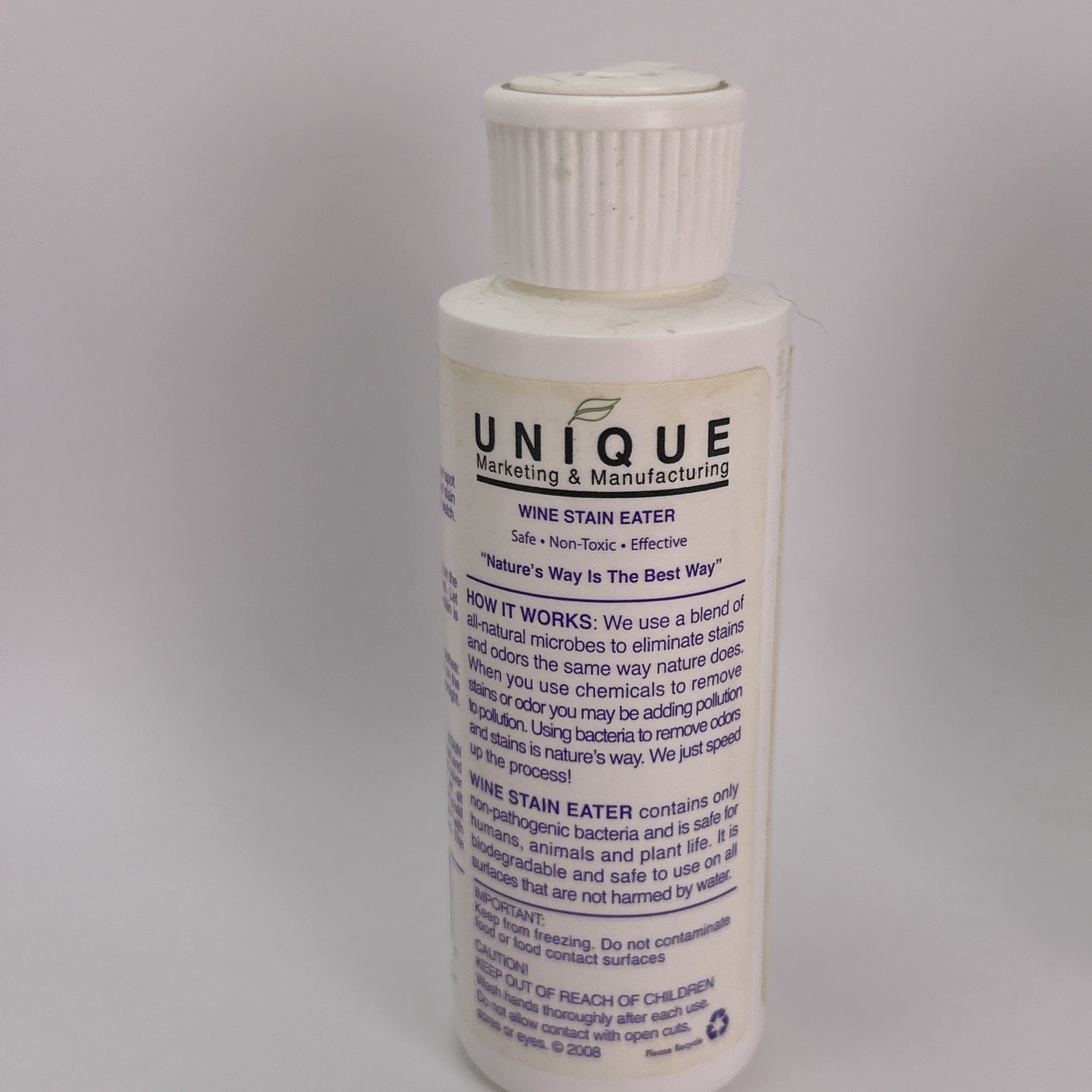 Unique Wine Stain Eater – 4 oz. Liquid Red Wine Stain Remover 2 Pack 8oz total