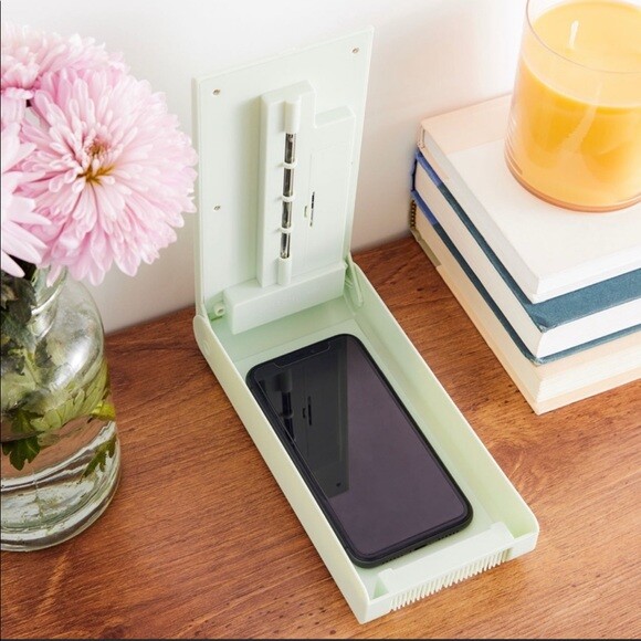 Tech Candy UV Sanitizer Device Phone Green UVC Technology Keys Pens Ring Jewelry