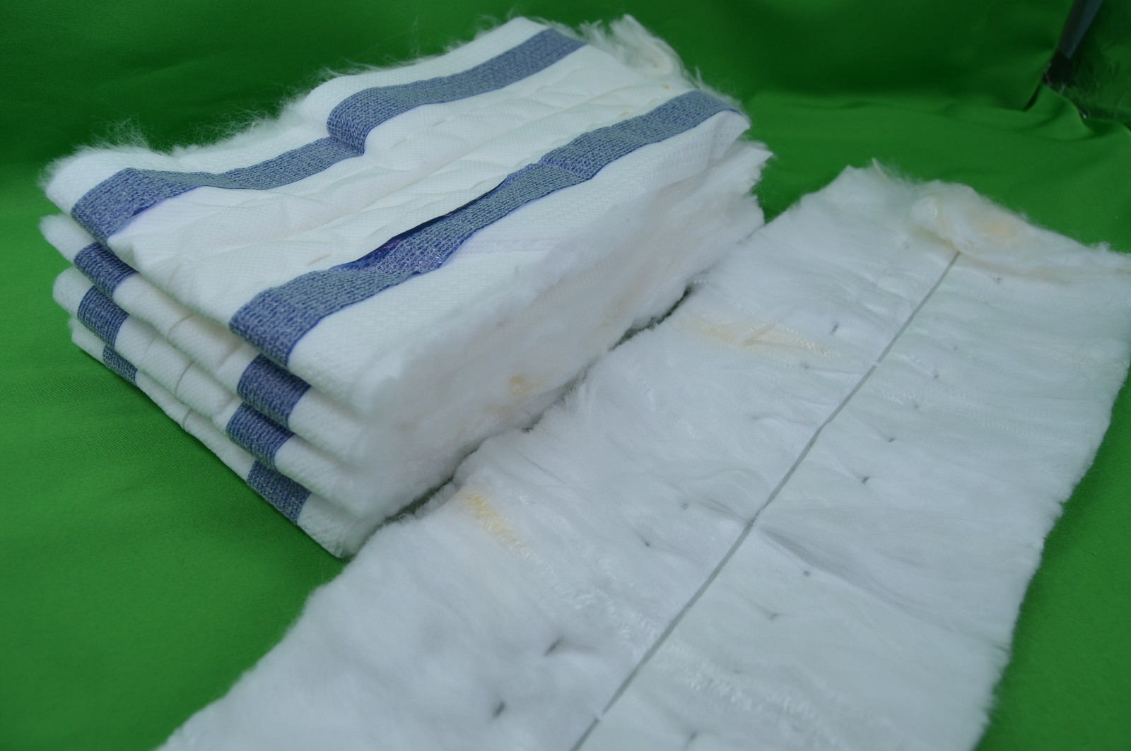 BONA Disposable Dusting Cloths 5 CT, Material Has Some Discoloration,B