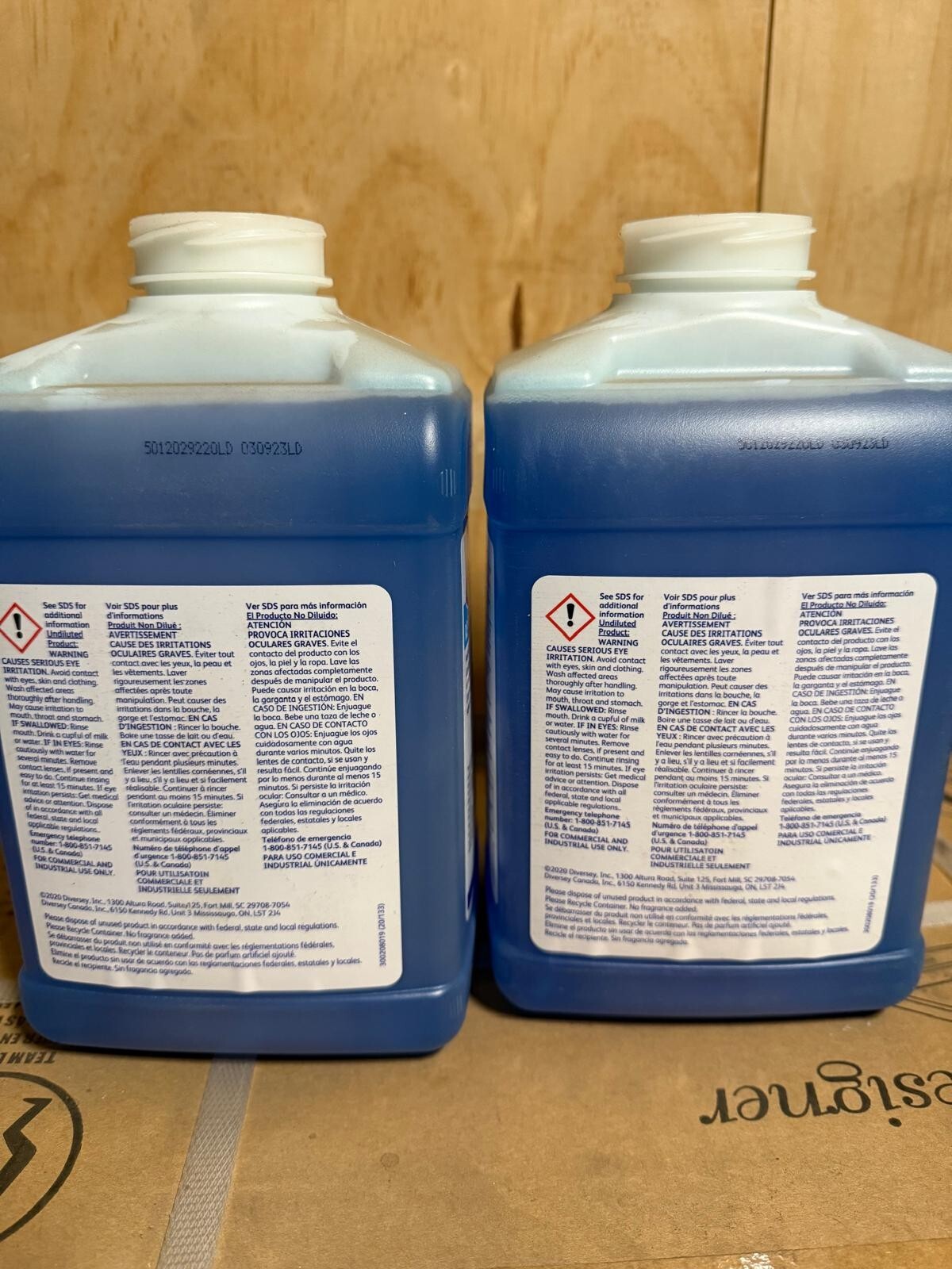 R3 Plus Multi-Surface/Glass Cleaner 2.5 L Bottles 95722109, Box of 2