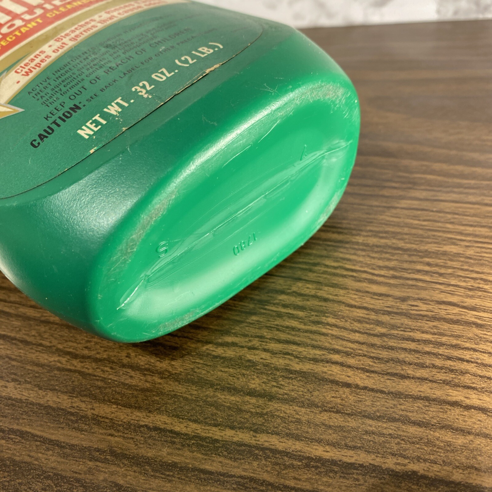 VTG COMET Liquid Cleaner In Green Plastic Bottle RARE 32oz (2lb) Half Full