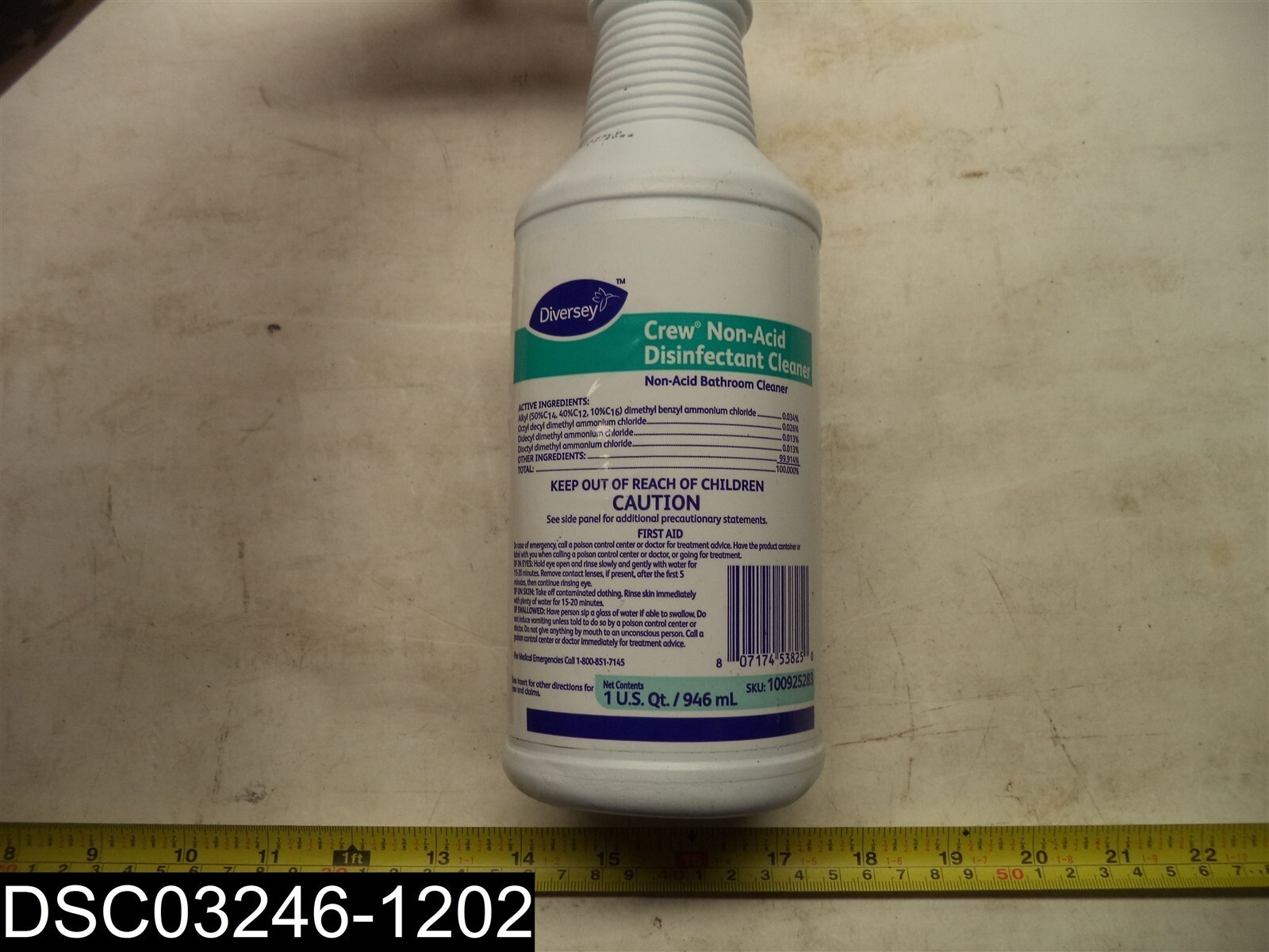QTY=12qt(12X1qt) 100925283 Diversey Crew Toilet & Bathroom Cleaner