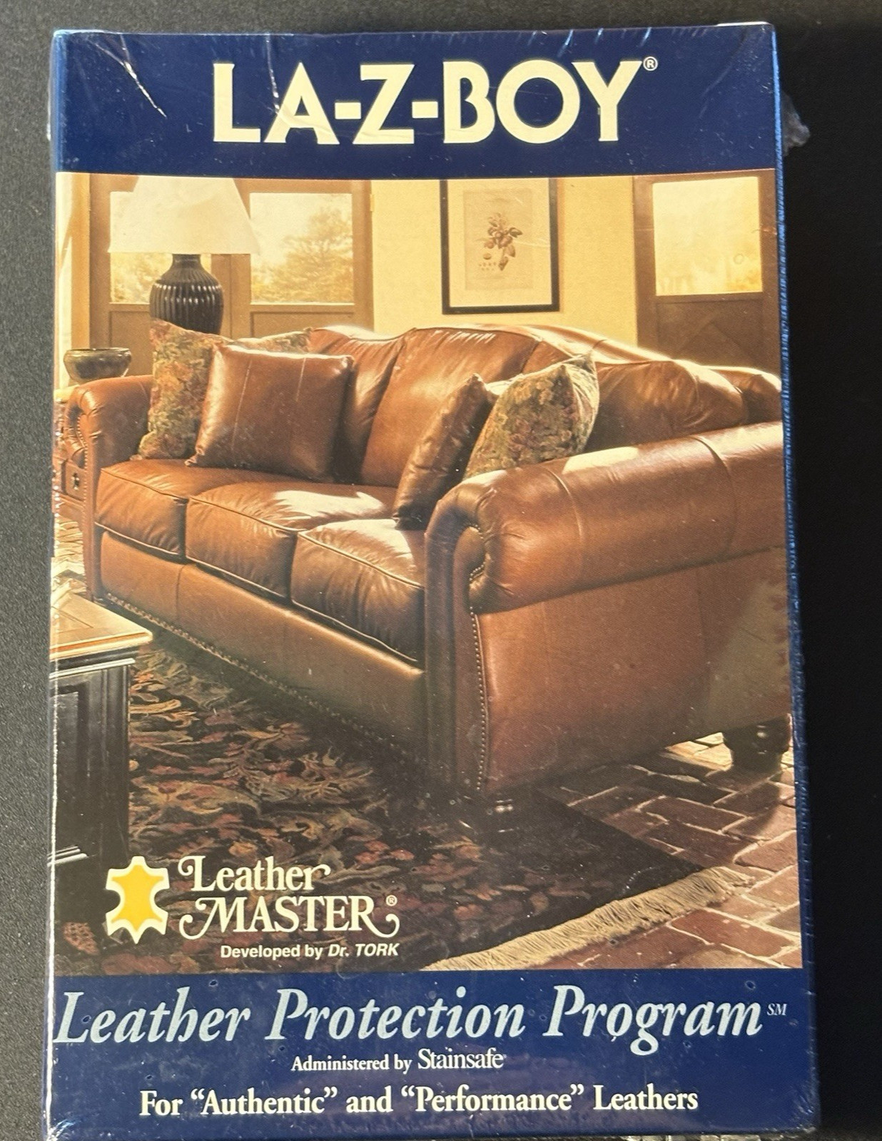 NEW in Sealed Box LA-Z -BOY Stainsafe Leather Master Leather Protection Program