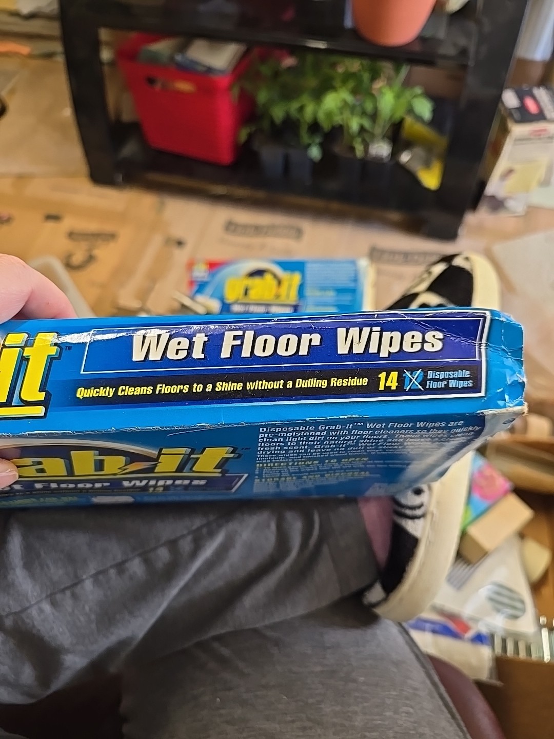 Pledge Grab It Wet Floor Wipes Box of 14 – 10″ x 8.25″ New Sealed 2002