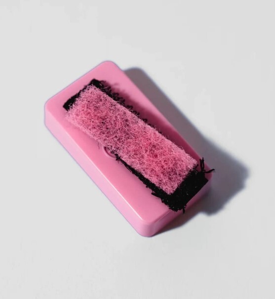 Blazy Susan – Magnetic Resin Blaster Scrubber