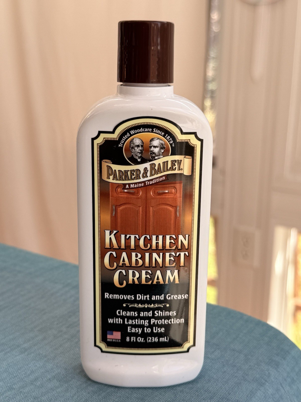 PARKER & BAILEY KITCHEN CABINET CREAM – remove dirt and grease cleans and shines