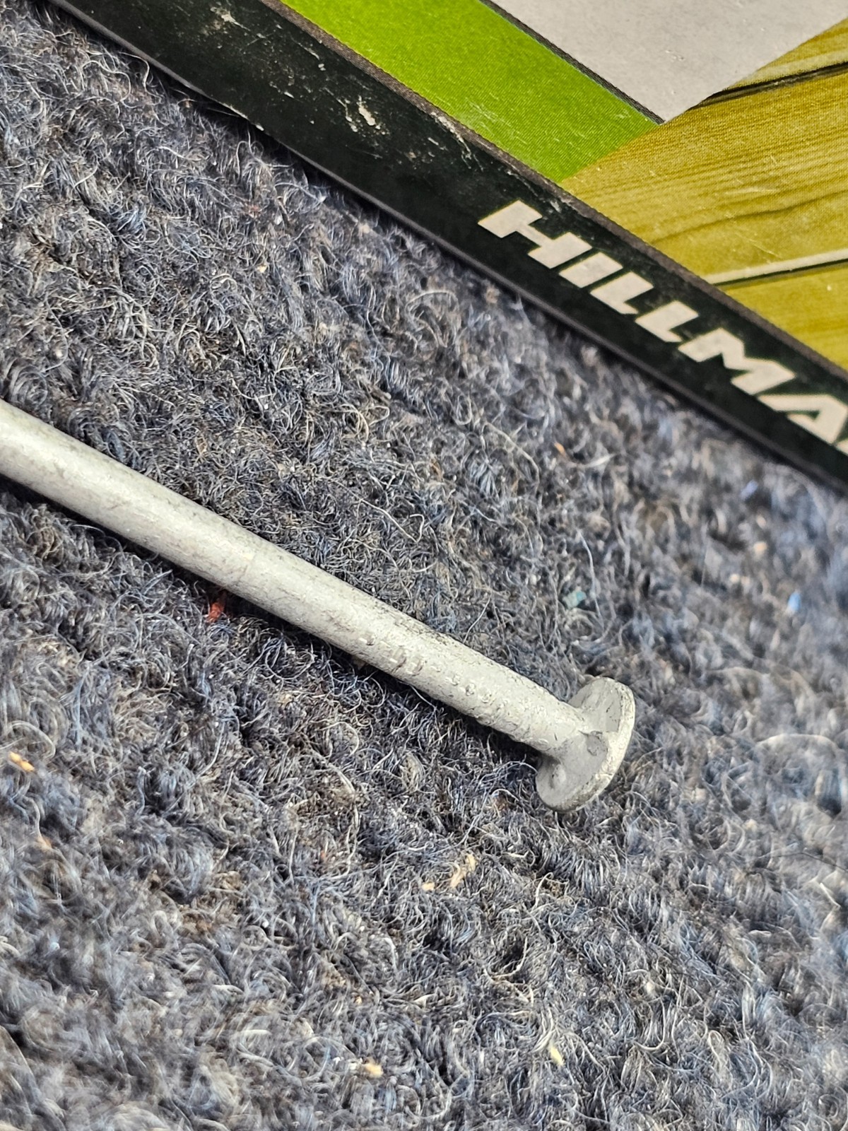 HILLMAN FASTENERS 461320 Fas-n-Tite Framing 5 lb 2-1/2″ Galvanized Box Nails