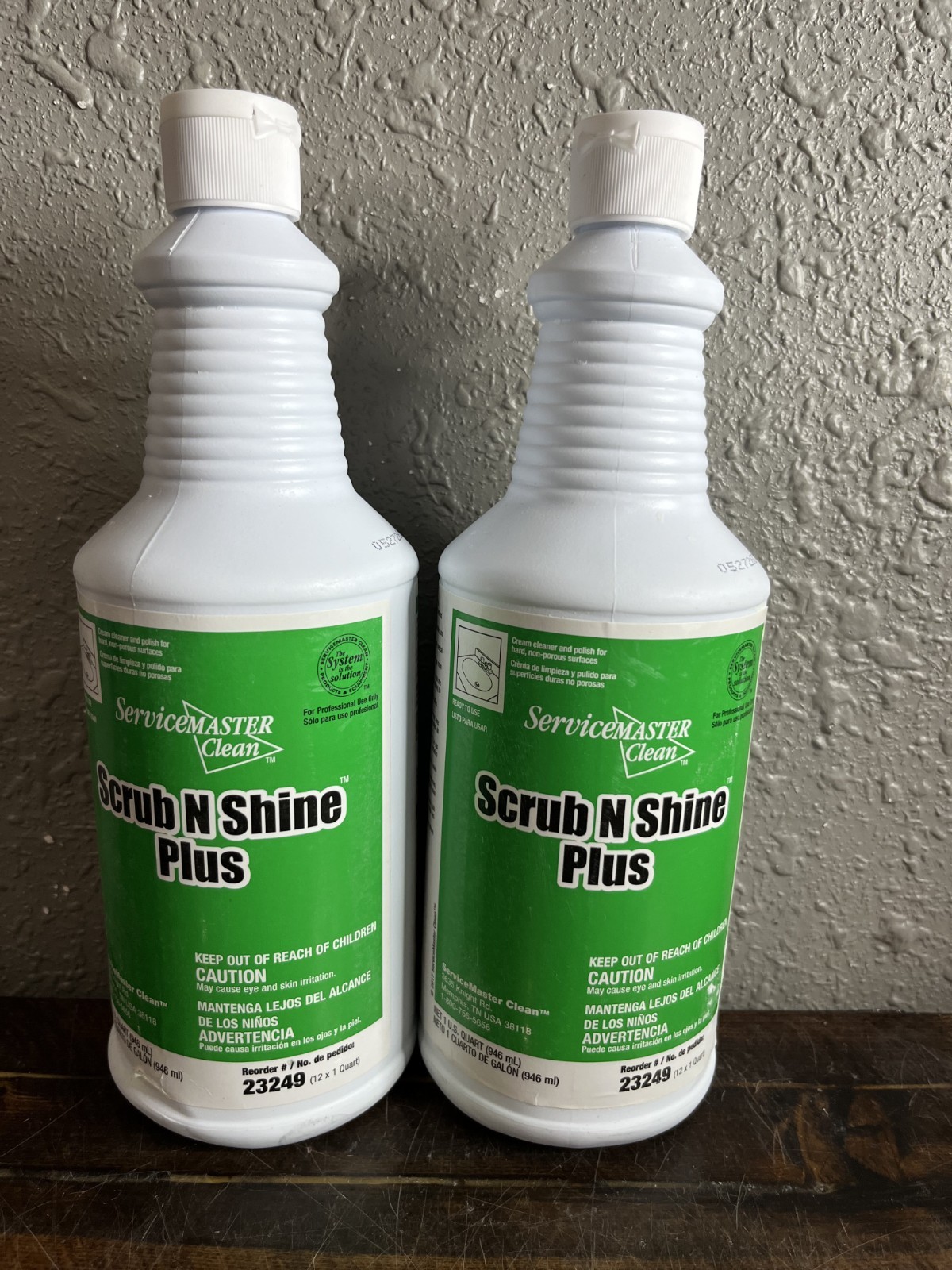 2 Pack ServiceMaster Clean Scrub N Shine Plus Floor Cleaner 32 fl oz Each