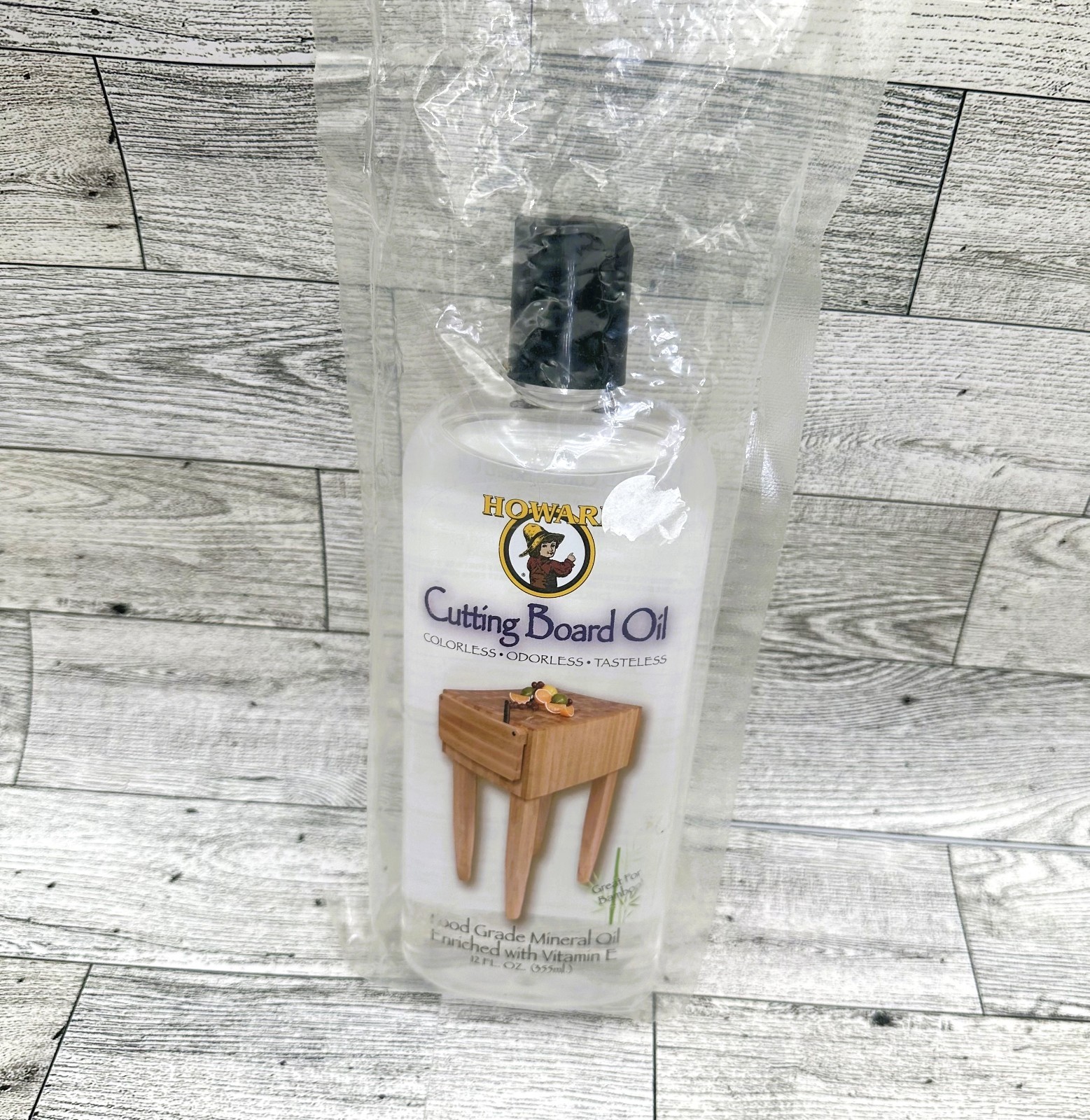 Brand New Sealed Howard Cutting Board Oil 2 Bottles @ 12 FL OZ #BBB012
