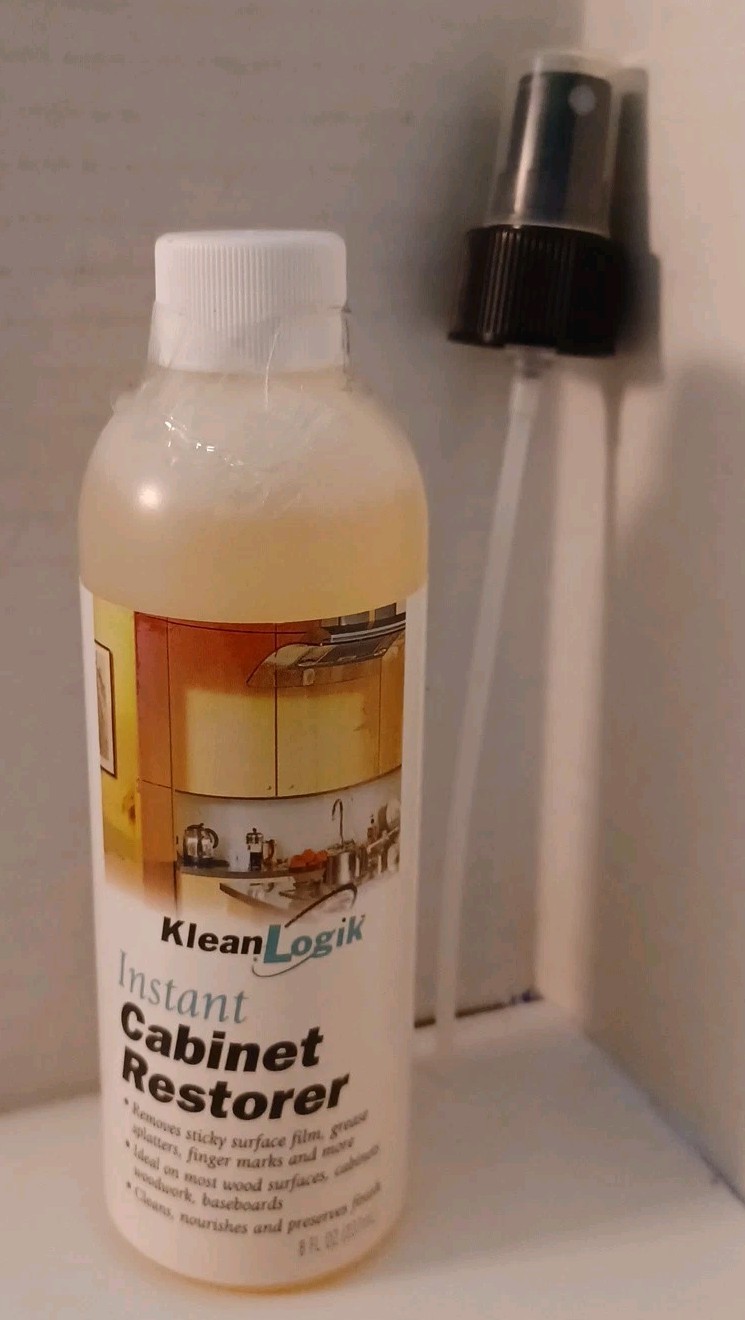 Klean Logik Instant Cabinet Restorer 8 Oz. Spray