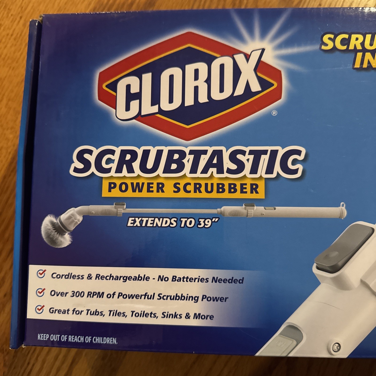 NEW- Clorox Scrubtastic Power Scrubber 3 Brush Heads Rechargeable Extends To 39″