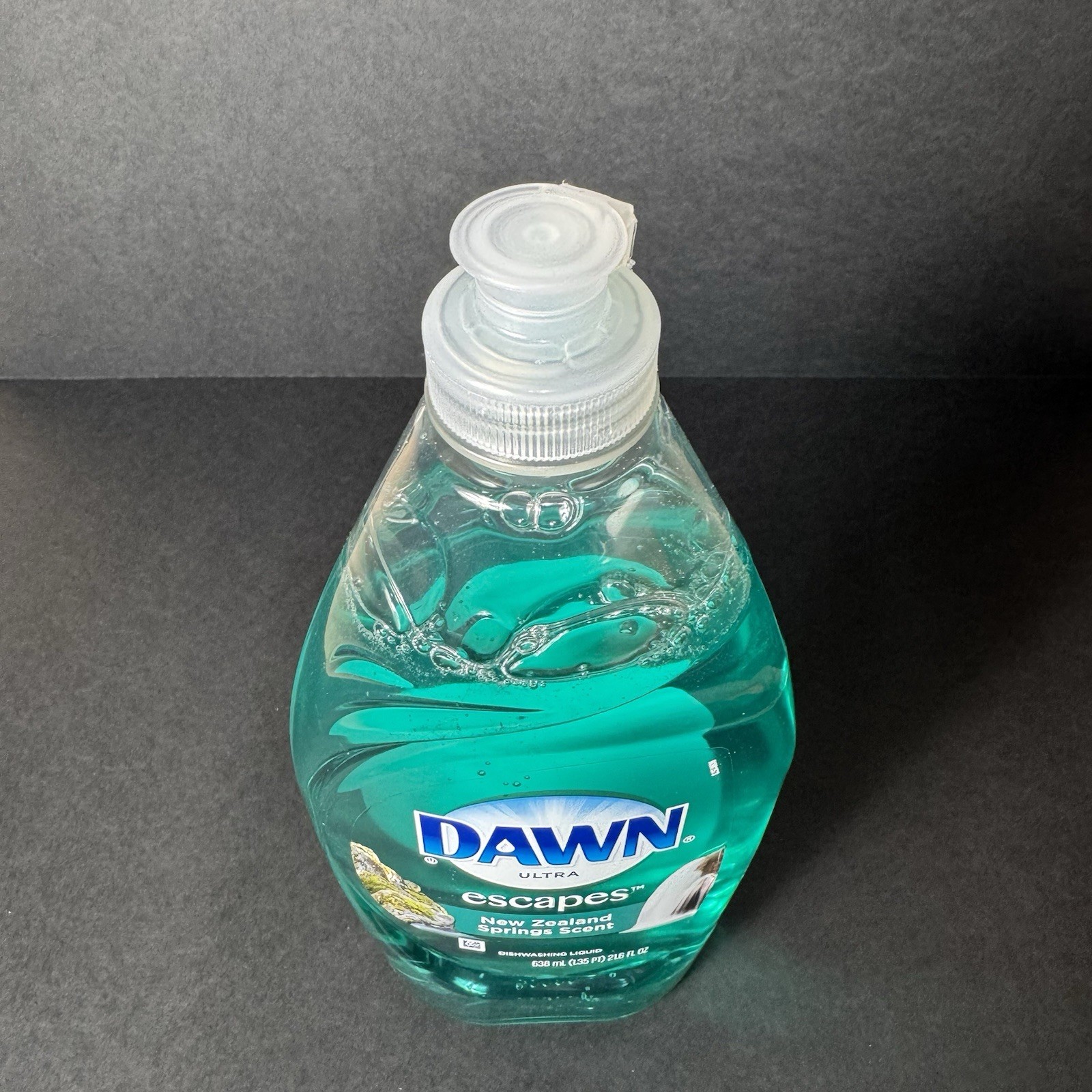 Dawn Ultra Escapes New Zealand Springs Scent RARE Dish Soap 21.6 fl oz