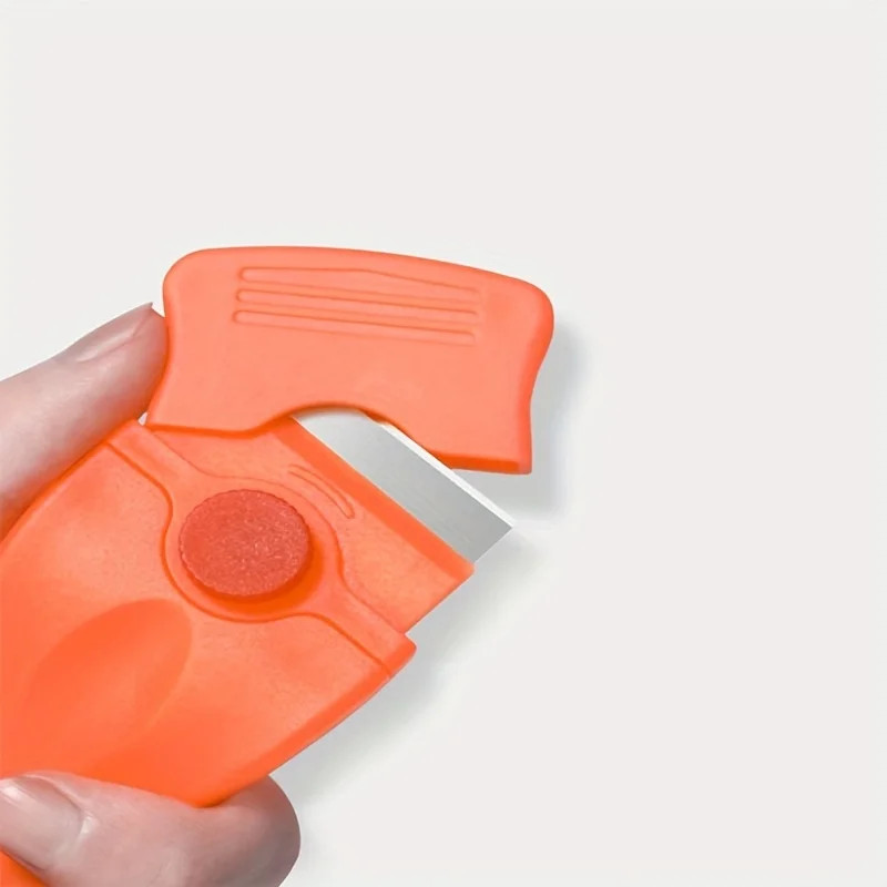 Portable Multifunction Cleaning Scraper for Kitchen & Bathroom – Compact Tool