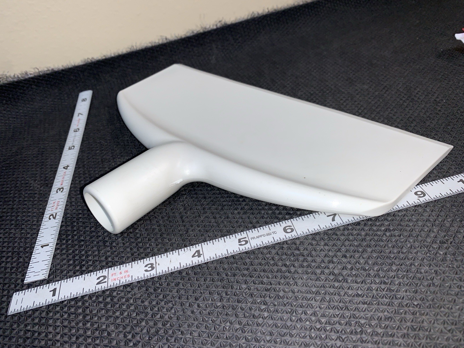 Vikan Remco Nylon Floor Scraper – White – 29115