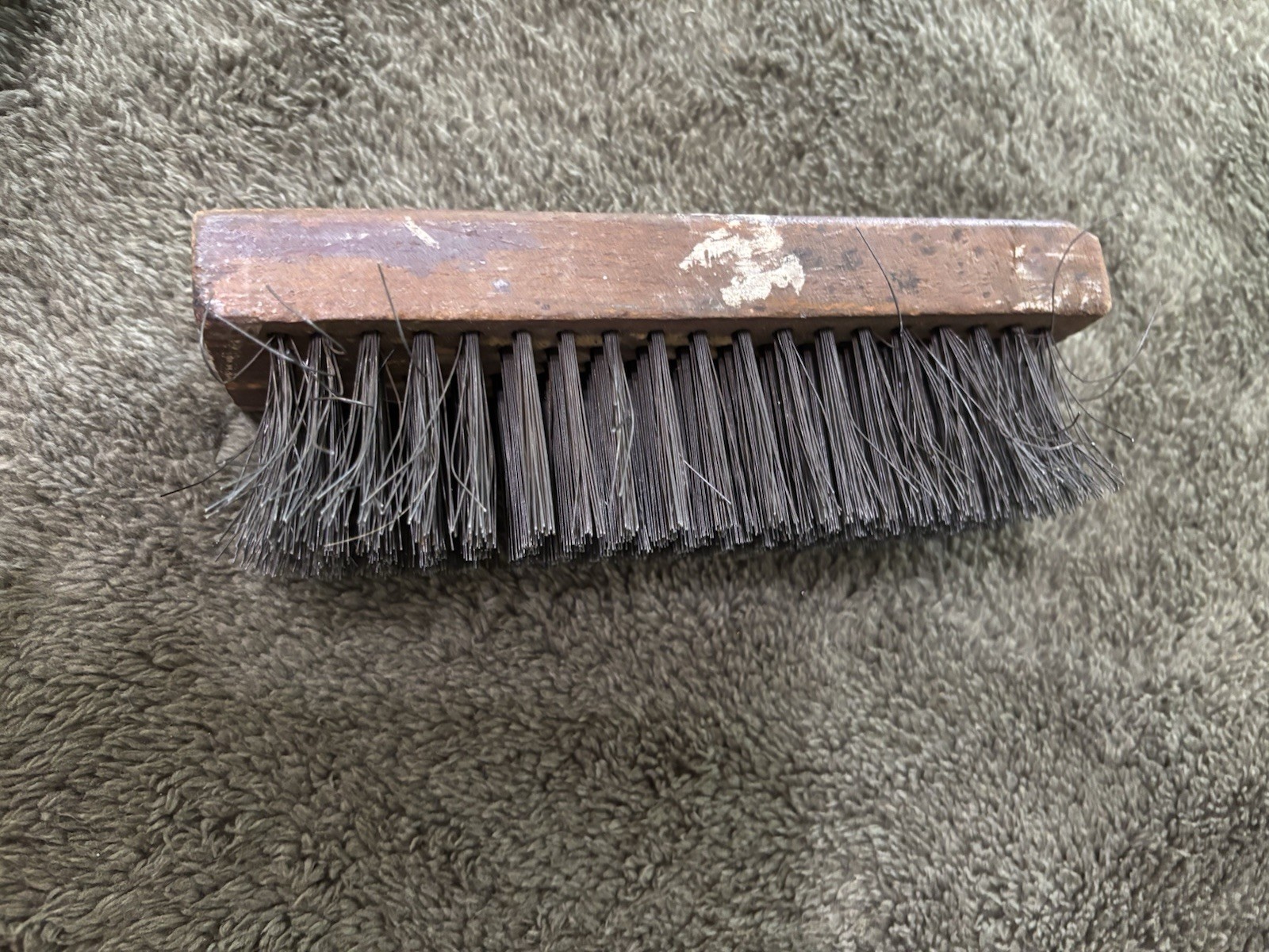 Wood Handle Metal Bristle Brush for Cleaning
