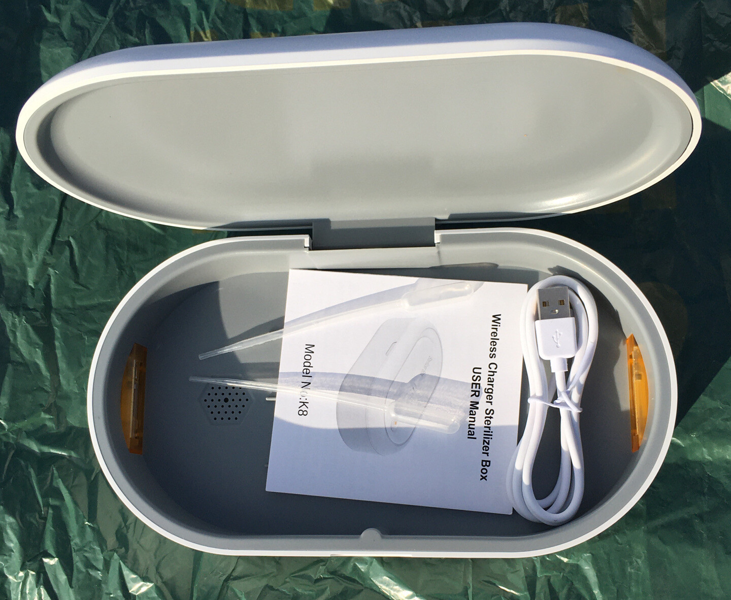Multifunction UV Sterilizer Disinfection Storage Box With Wireless Charger———30