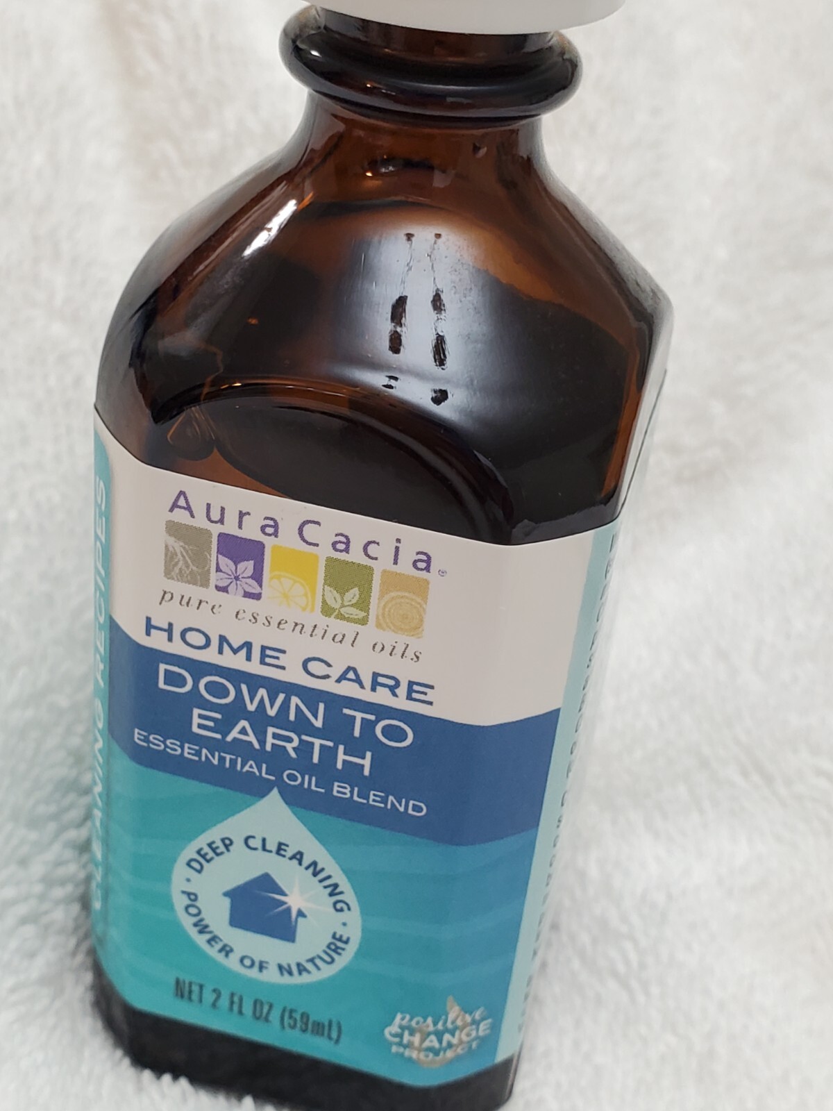 Aura Cacia Down To Earth Essential Oil Blend 2 fl oz (59 mL) Deep Cleaning