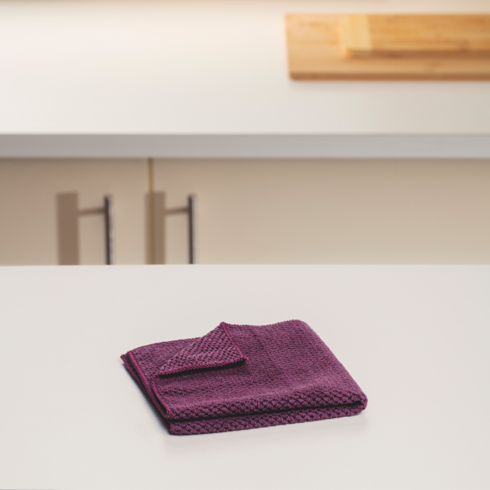 Scotch-Brite Premium Kitchen Microfiber Cloth: Cloth / 1-pack (Color May Vary)