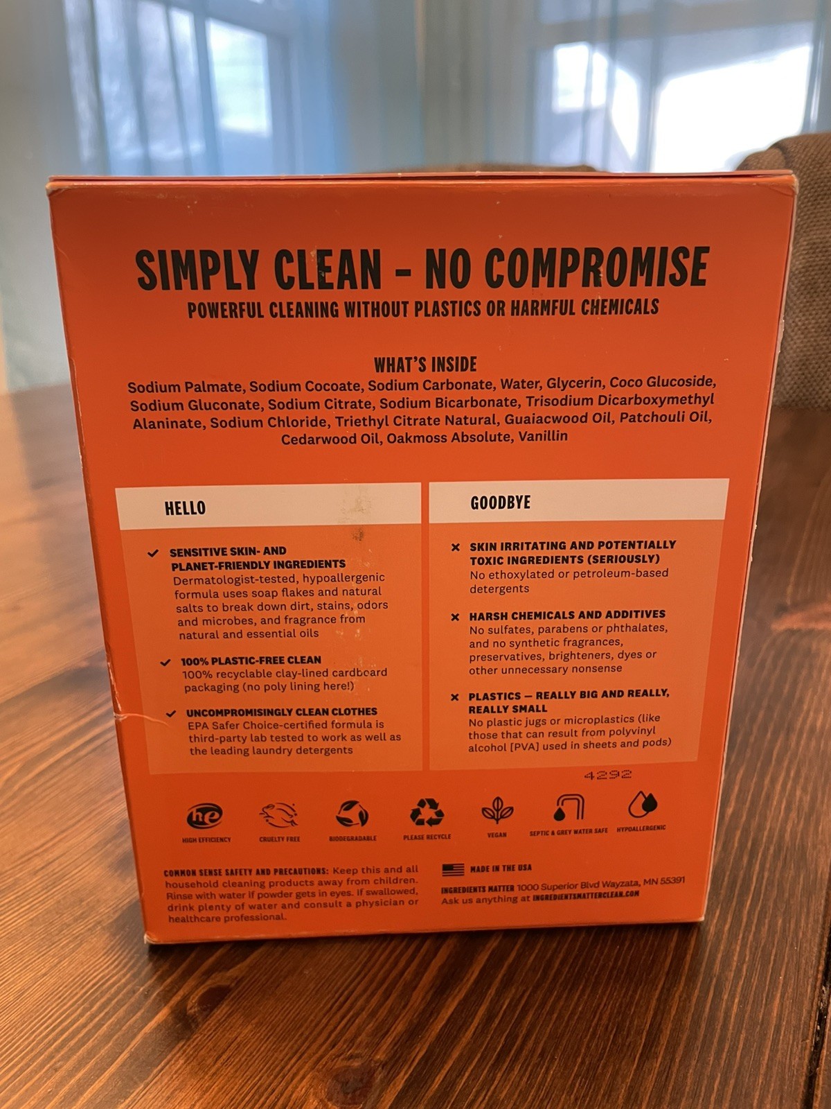 Ingredients Matter Plastic Free Laundry Powder Amber + Sandalwood Scented 30 oz