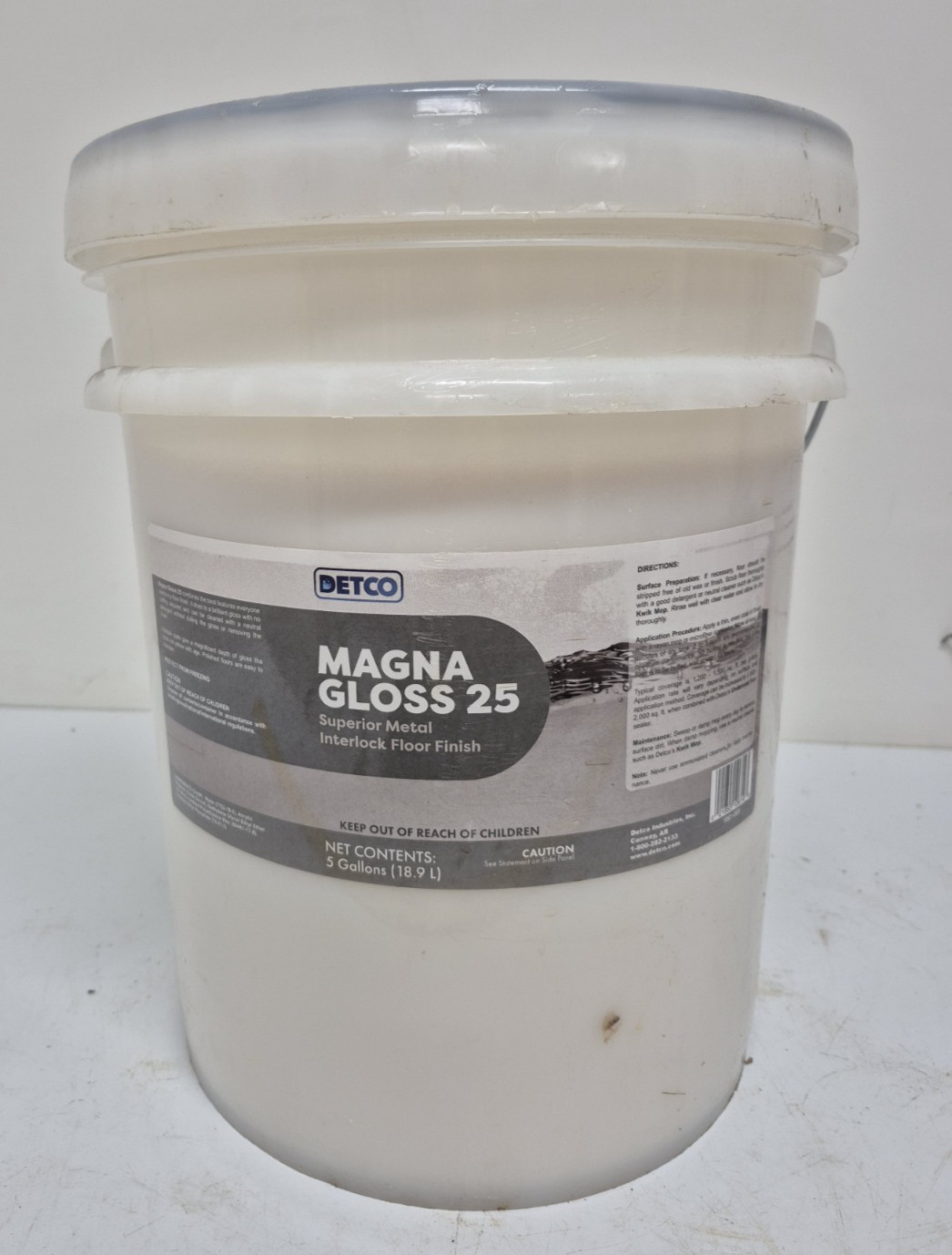 Detco 1061-005 Magna Gloss 25 High Gloss Floor Finish, 5 Gallon (37Lb) Pail