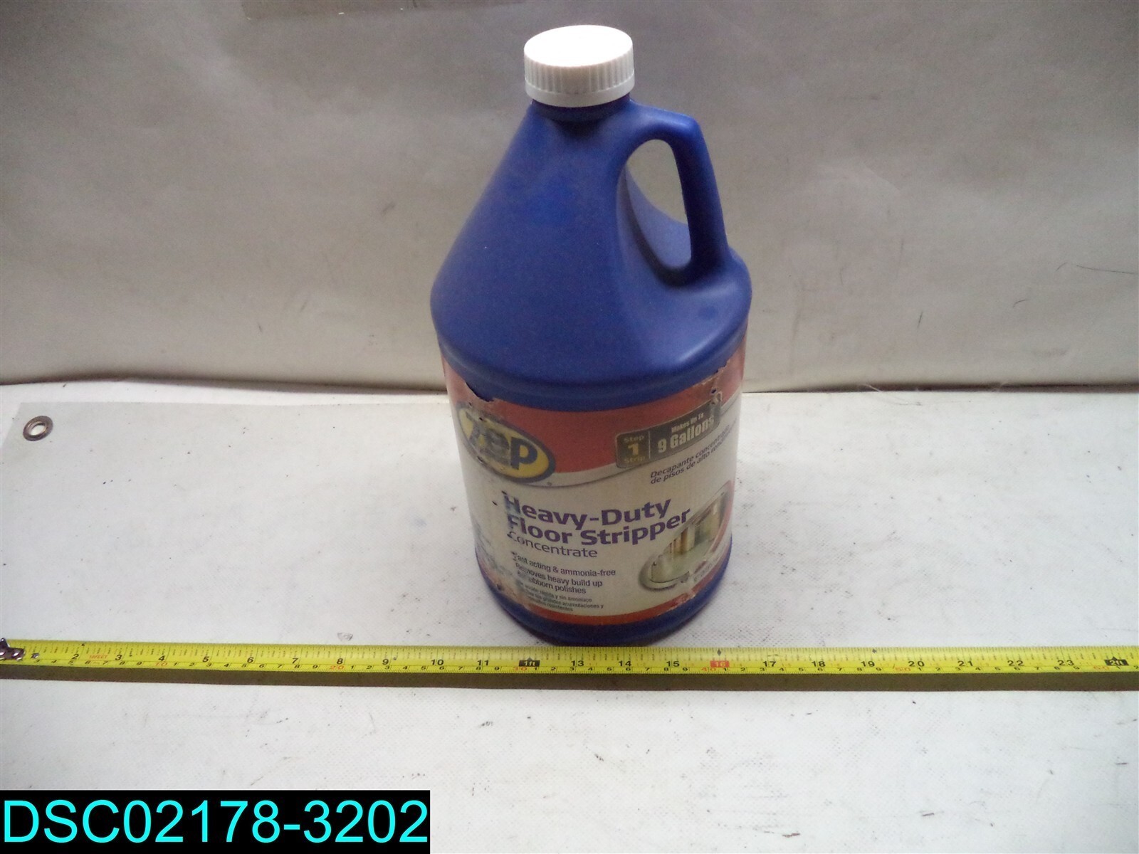 Zep ZU1071128 Heavy-Duty Floor Stripper Concentrate one Gallon 021709015911