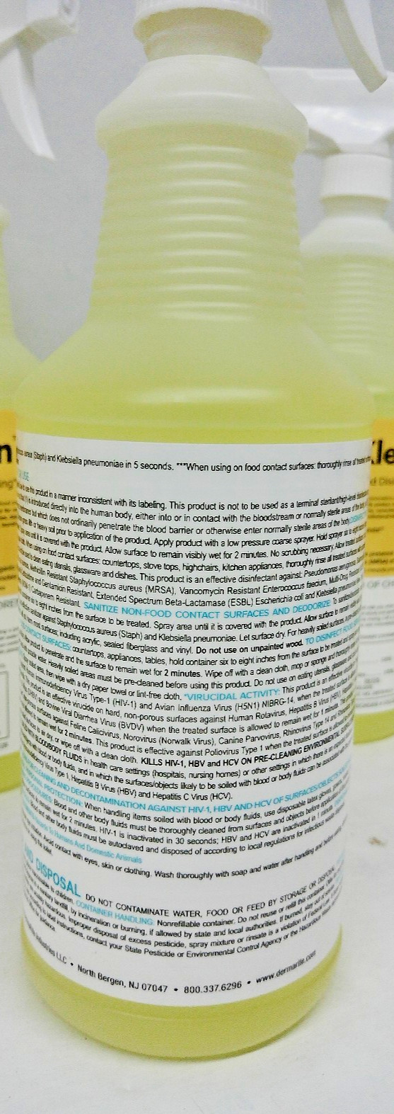 2x DermaRite ReadyKleen One Step Cleaning Disfect 32 OZ. Spray Bottles each