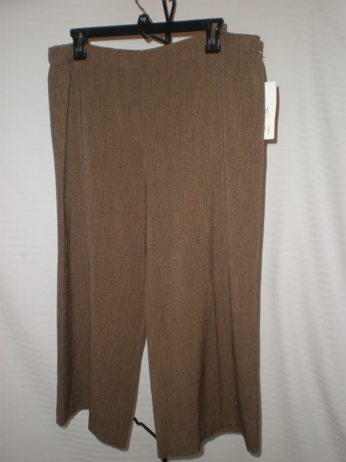 DUET DESIGNS PANTS GOLD BROWN CAMEL SIZE LARGE RETAIL PRICE: $45.00 NS