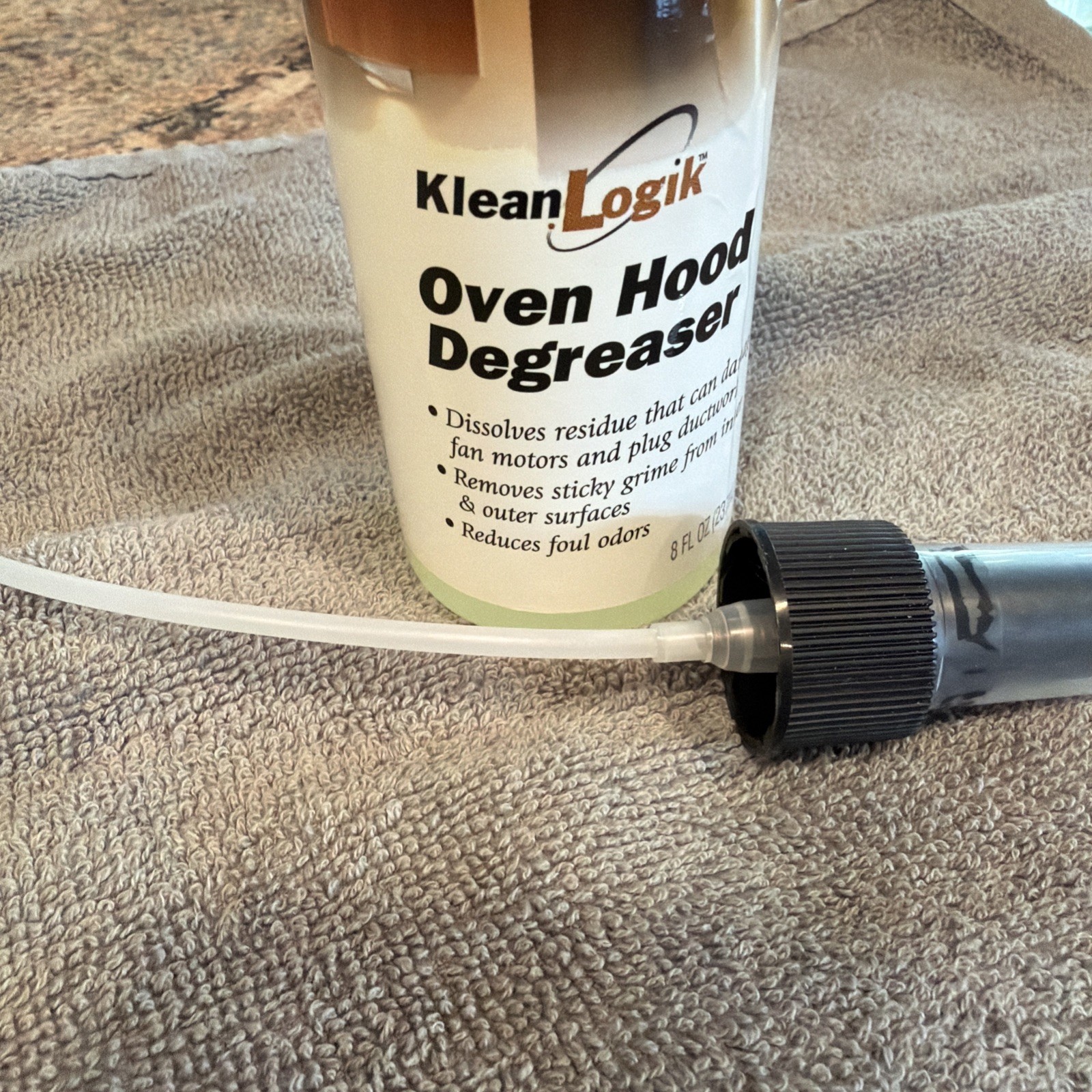 Klean Logik Oven Hood Degreaser 8 Fl oz Made in USA Sealed With Sprayer.