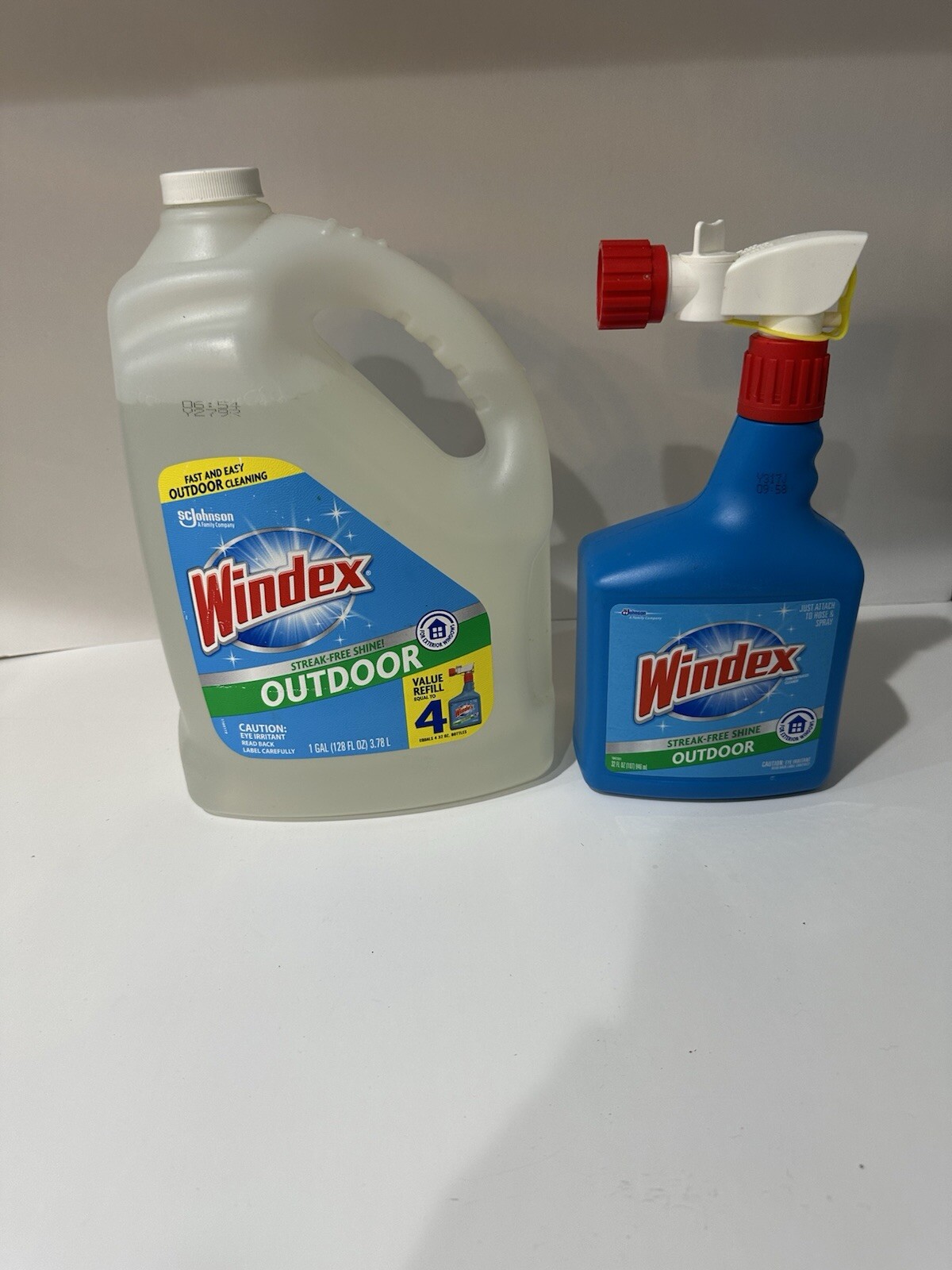 128 oz. Windex Glass Cleaner Refill & 32 oz. Windex Outdoor Sprayer Blue Bottle!