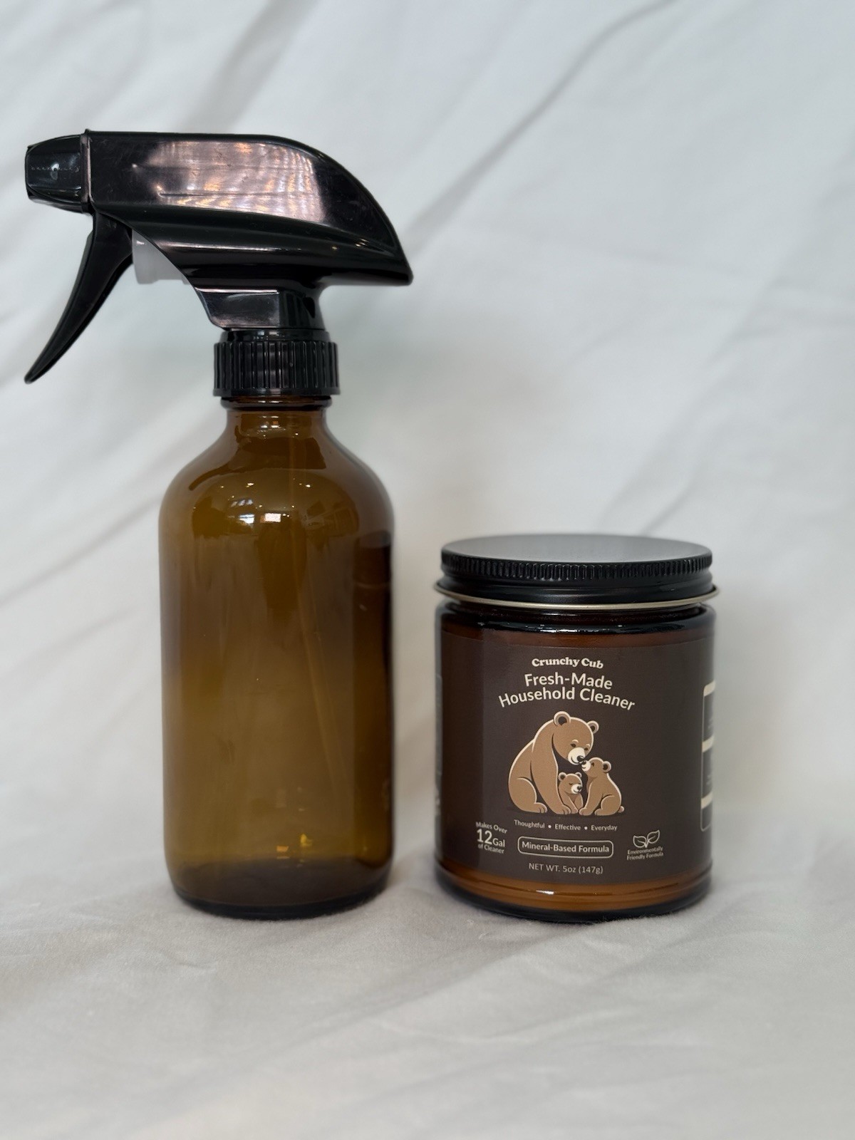 CrunchyCub powdered household cleaner. Safe&gentle. Glass spray bottle included.