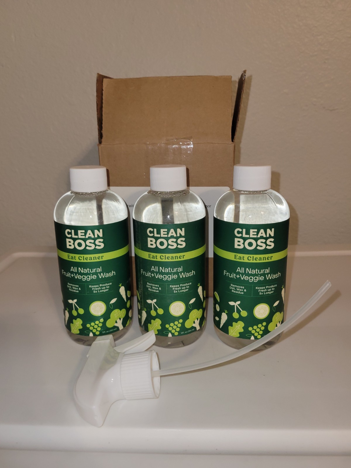 JOY Clean Boss Eat Cleaner Fruit & Veggie Natural Wash 3 Bottles + Spray Attach