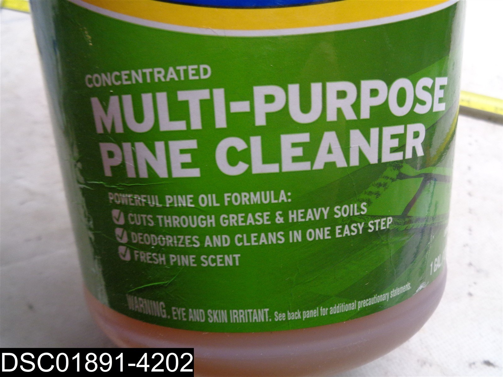 1 Gallon Zep Concentrated Multi Purpose Pine Cleaner 021709011630