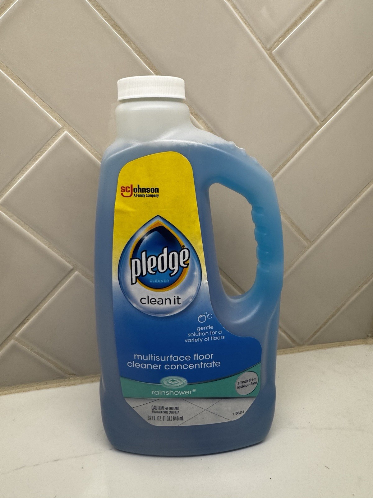 Pledge Clean It Multisurface Floor Cleaner Concentrate Rainshower 32fl oz NEW