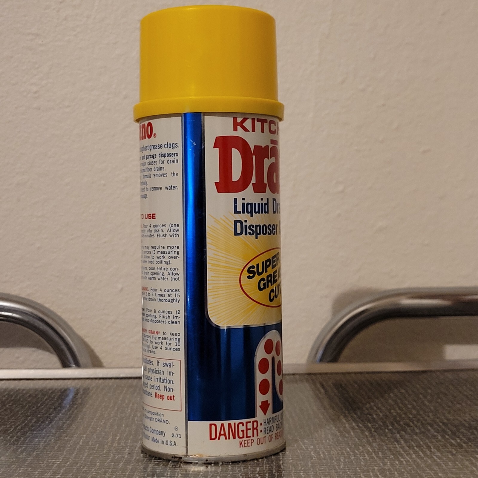NOS VTG KITCHEN Drano Liquid Drain & Disposer Cleaner Metal Cone Top Can 1971
