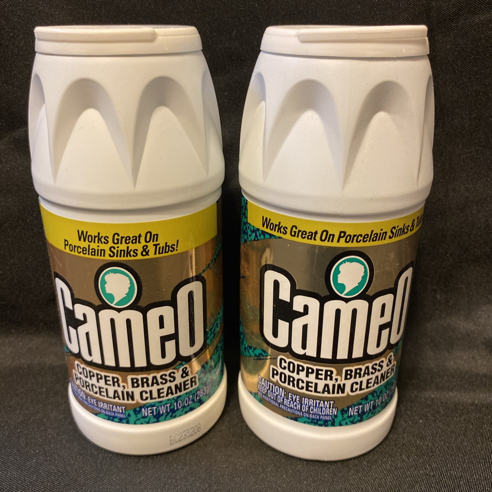 Lot Of 2 Cameo Copper Brass Porcelain Powder Cleaner 10 oz each Discontinued