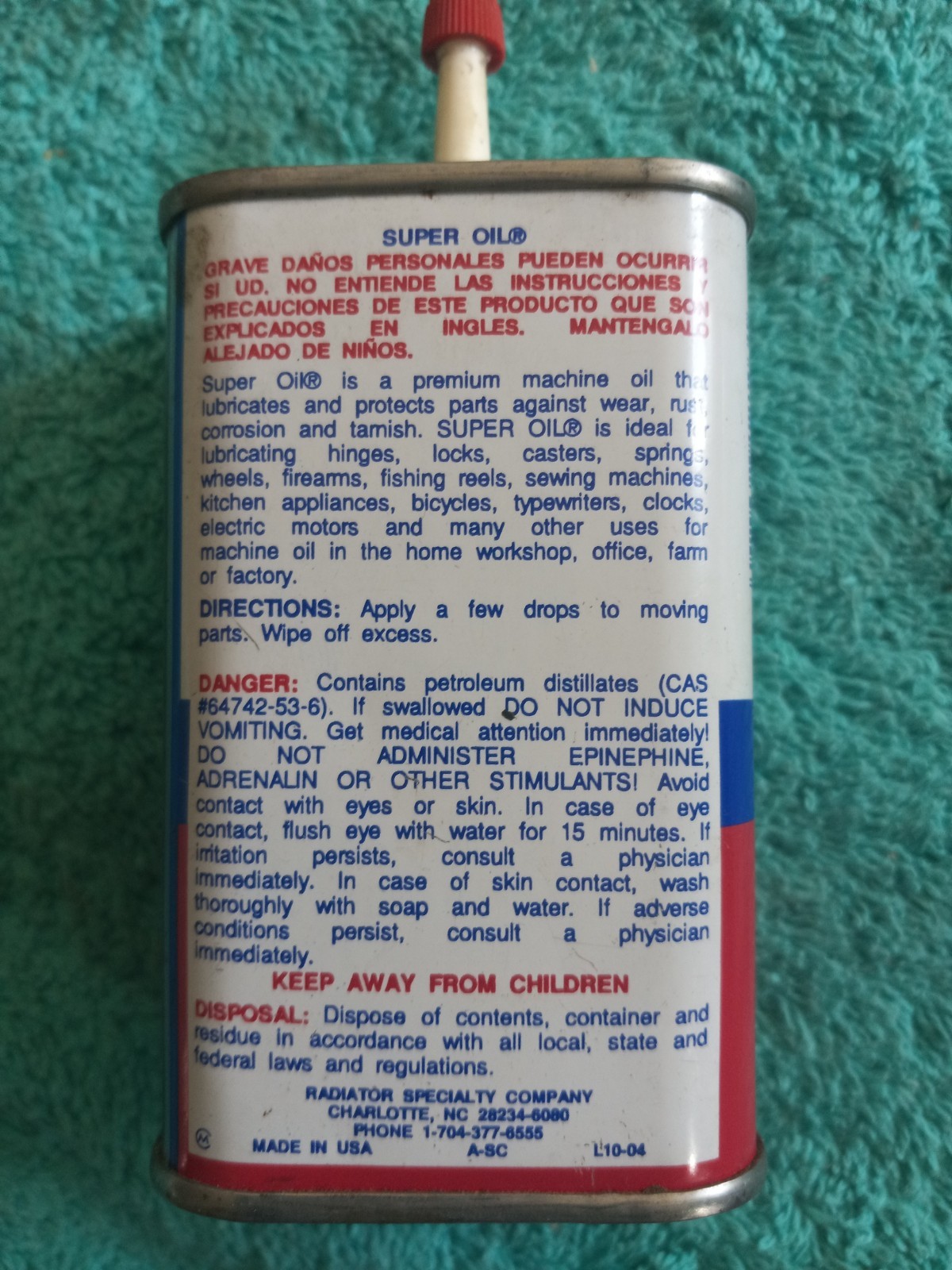 Gunk Super Oil 4 fl oz/118 ml Lubricates & Protects Red White Man Cave Item