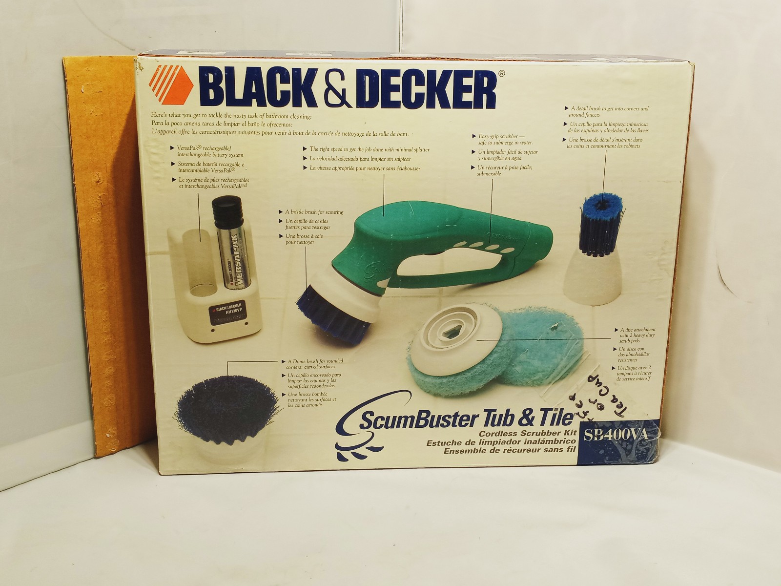 NEW Open Box Black and Decker Scum Buster Kit Versa Pak with Accessories SB-400