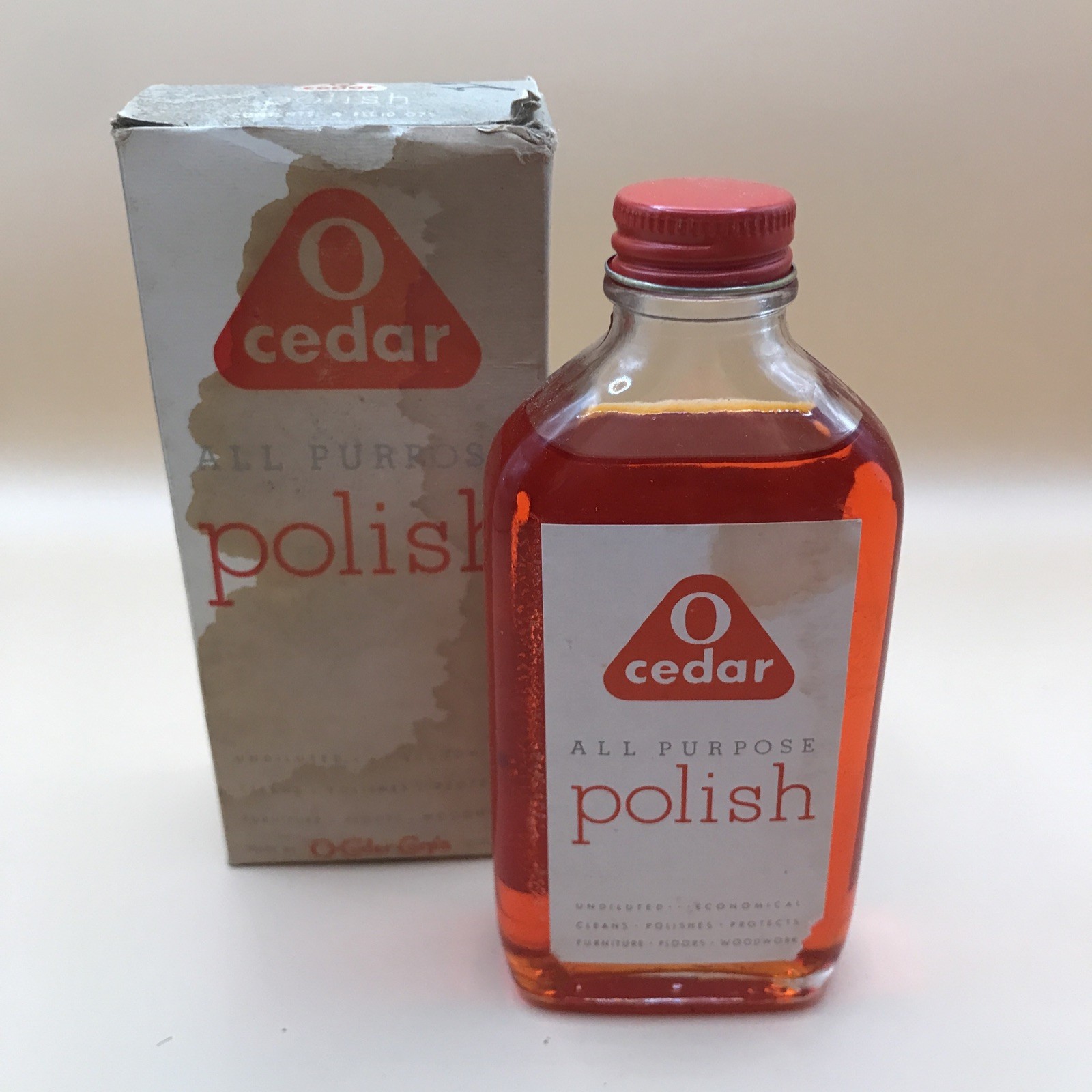 Vintage 50s O CEDAR Red Oil WOOD Polish Glass Bottle/Box Metal Cap 1950s PROP