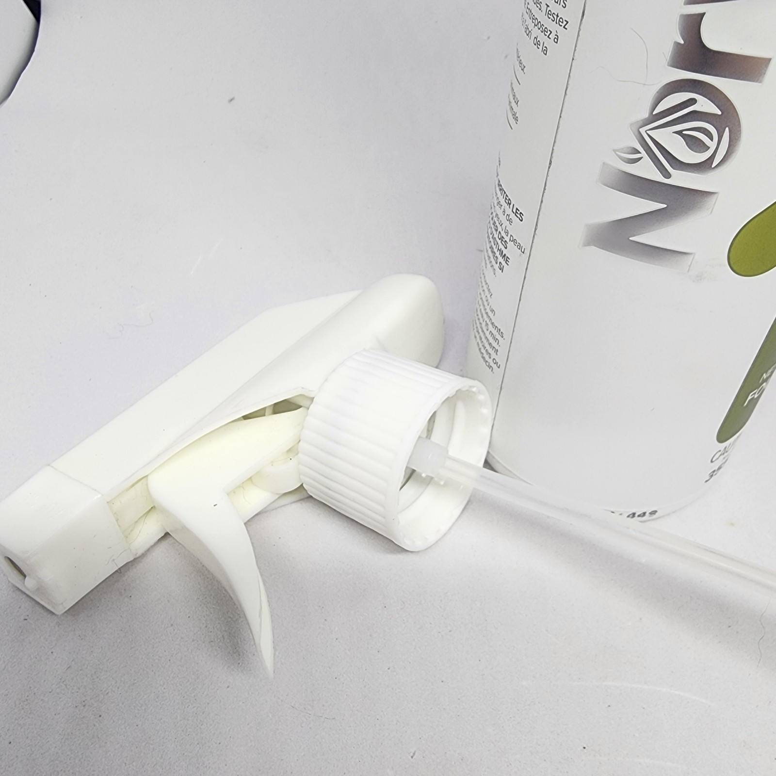 Norwex Oven and Grill Cleaner 1102- WITH Spray Nozzle 355ml 12 OZ FOUR Et Gril..