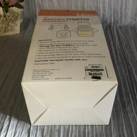 ANGRY MAMA steam cleaner Microwave Cleaner new in box kitchen cleaning item CON