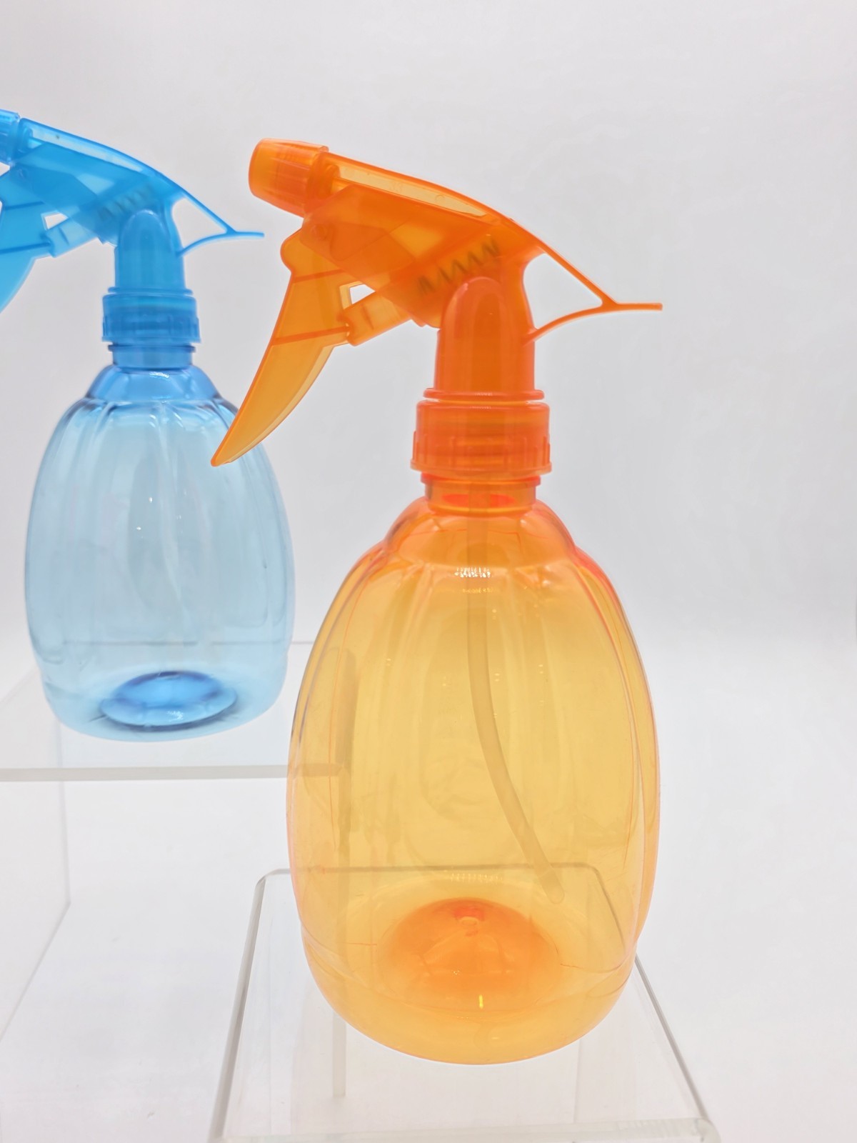 Set Of 3 – 17 oz Spray Bottles: Pink, Blue, & Orange, Pre Owned