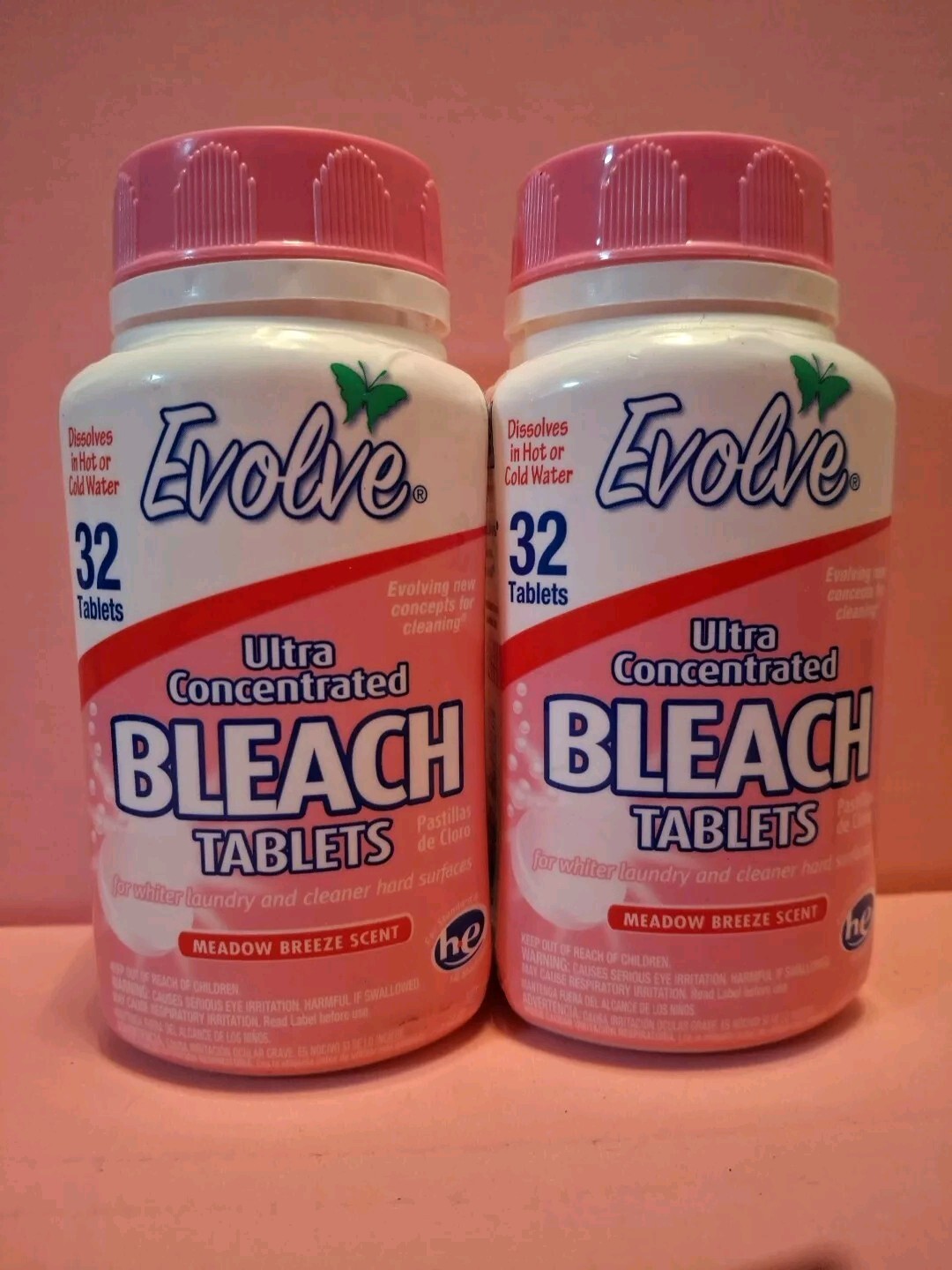 EVOLVE Linen Breeze, Meadow Breeze Scents Concentrated Whiteners. Lot of 2.