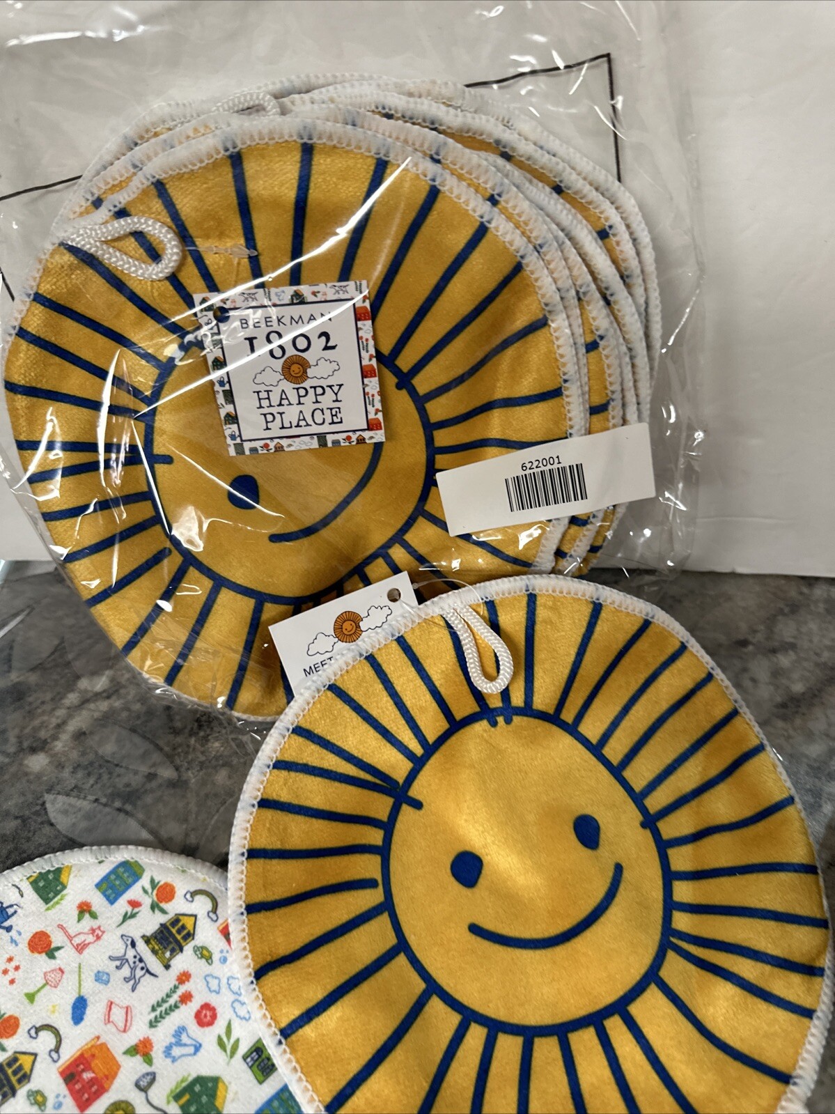 Lot Of 12 NWT Beekman 1802 Happy Place Face Microfiber Cleaning Mitt Sun 7.5″