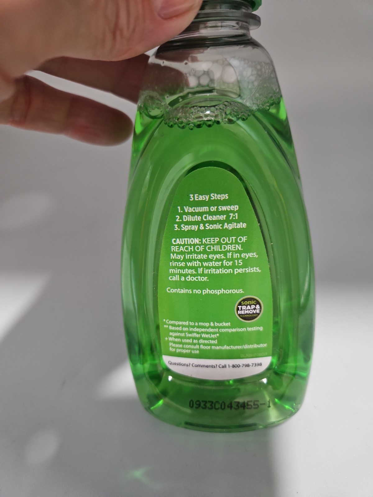 Shark Wood Tile Hard Floor Cleaner Italian Citrus Non-Streak 8 oz Discontinued