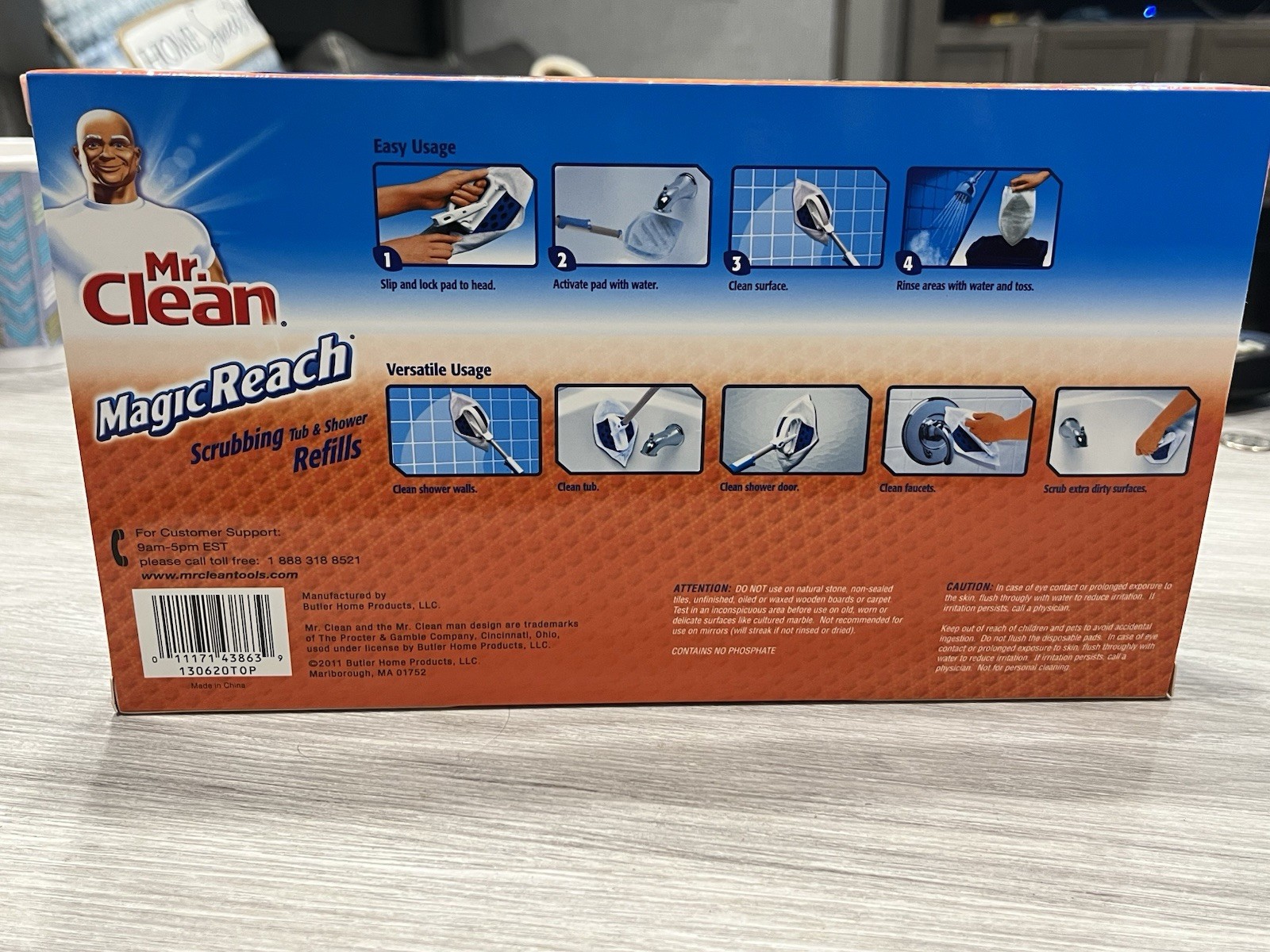 New Mr. Clean Magic Reach Scrubbing Tub And Shower 8 Foaming Refill Pads